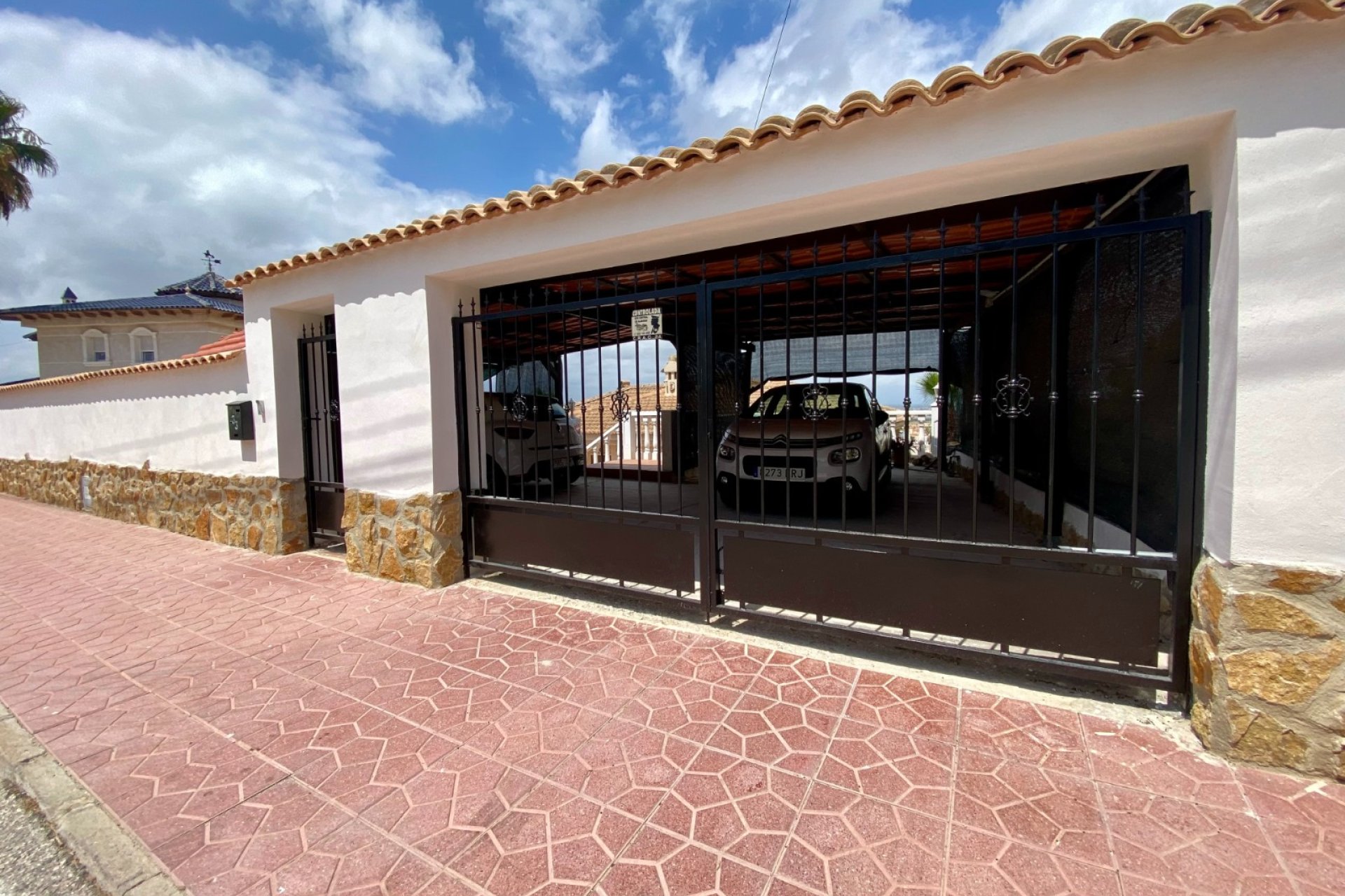 Resale - Villa * - Algorfa *