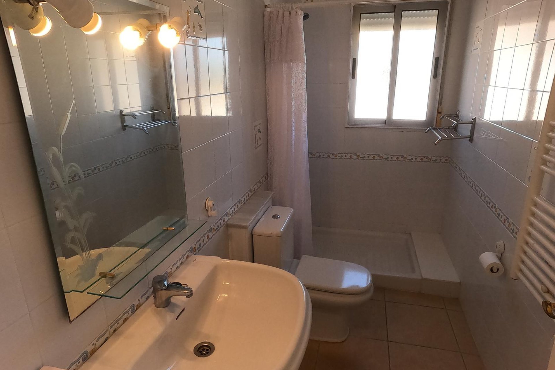 Resale - Villa * - Algorfa *