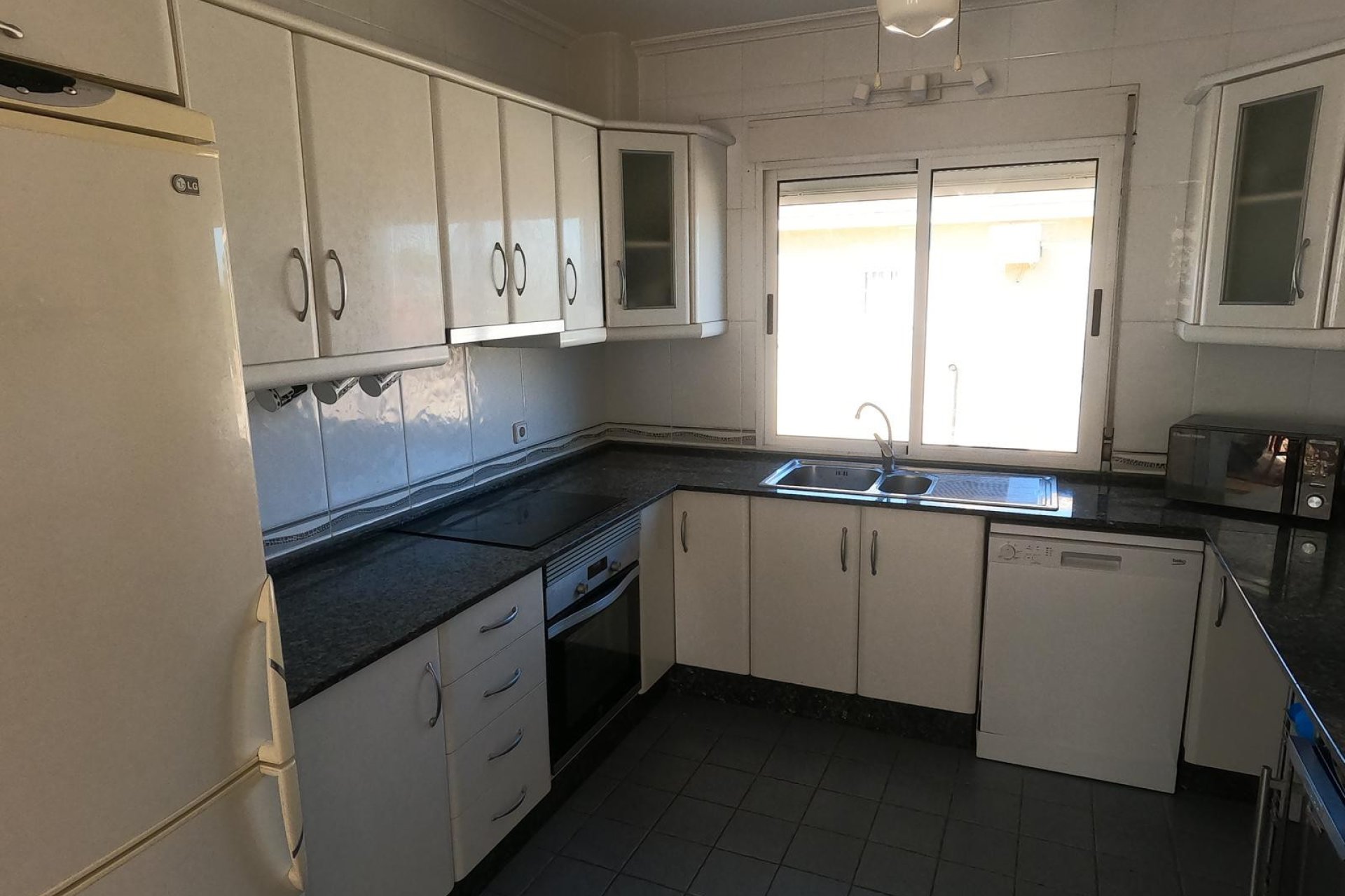 Resale - Villa * - Algorfa *