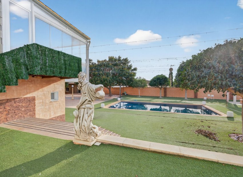 Resale - Villa * - Alicante * - Rebolledo *