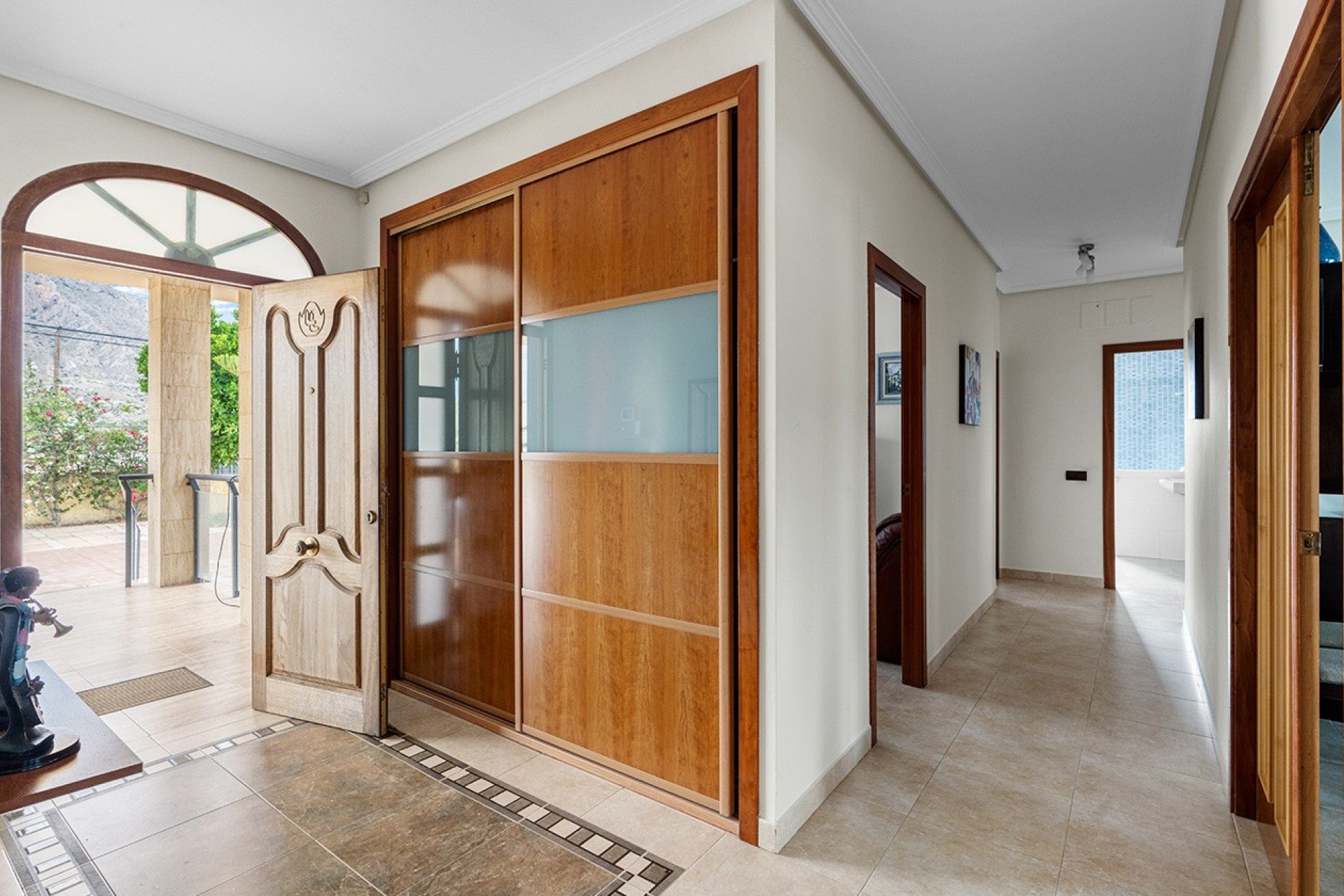 Resale - Villa * - Alicante * - Rebolledo *