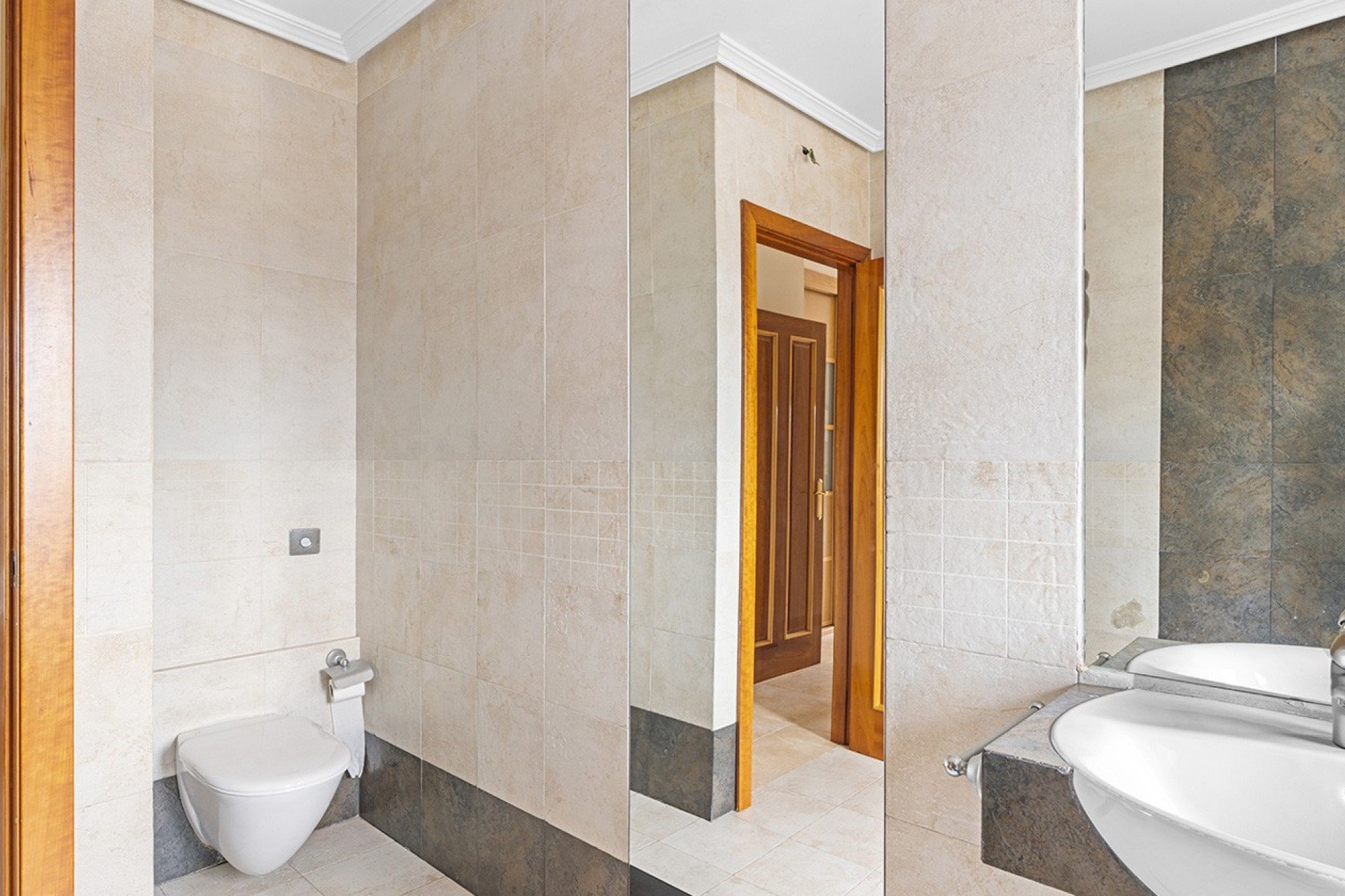 Resale - Villa * - Alicante * - Rebolledo *