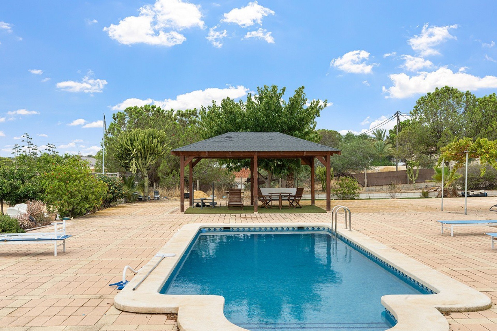 Resale - Villa * - Alicante * - Rebolledo *