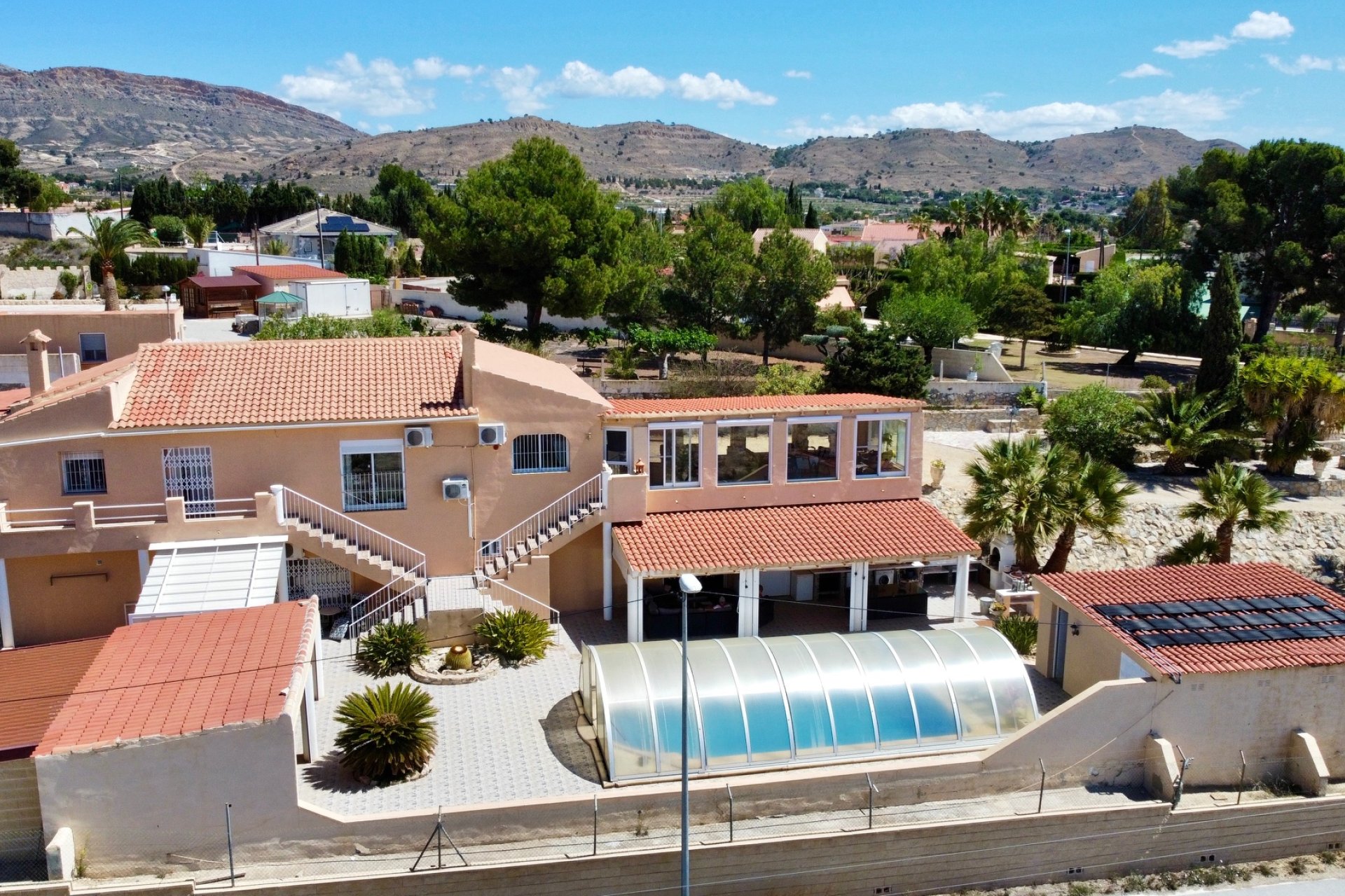 Resale - Villa * - Alicante - San Vicente del Raspeig *