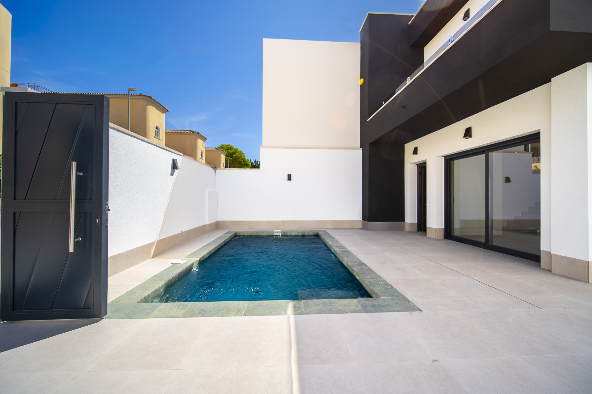 Resale - Villa * - Almoradí * - Las heredades *