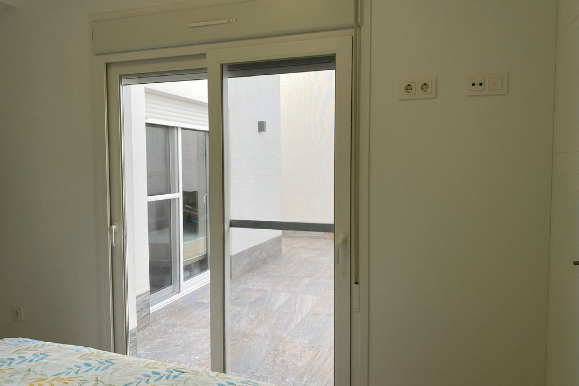 Resale - Villa * - Avileses *