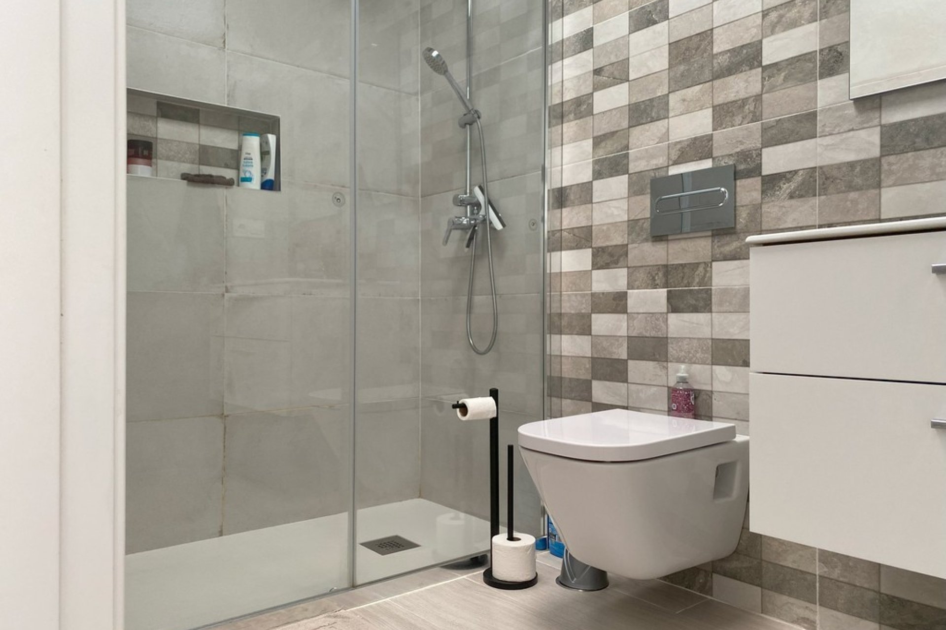 Resale - Villa * - Avileses *