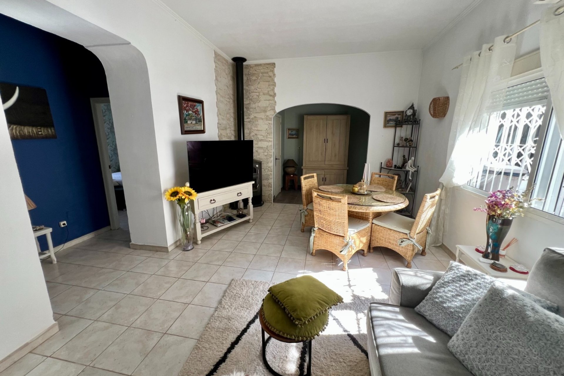 Resale - Villa * - Benferri *