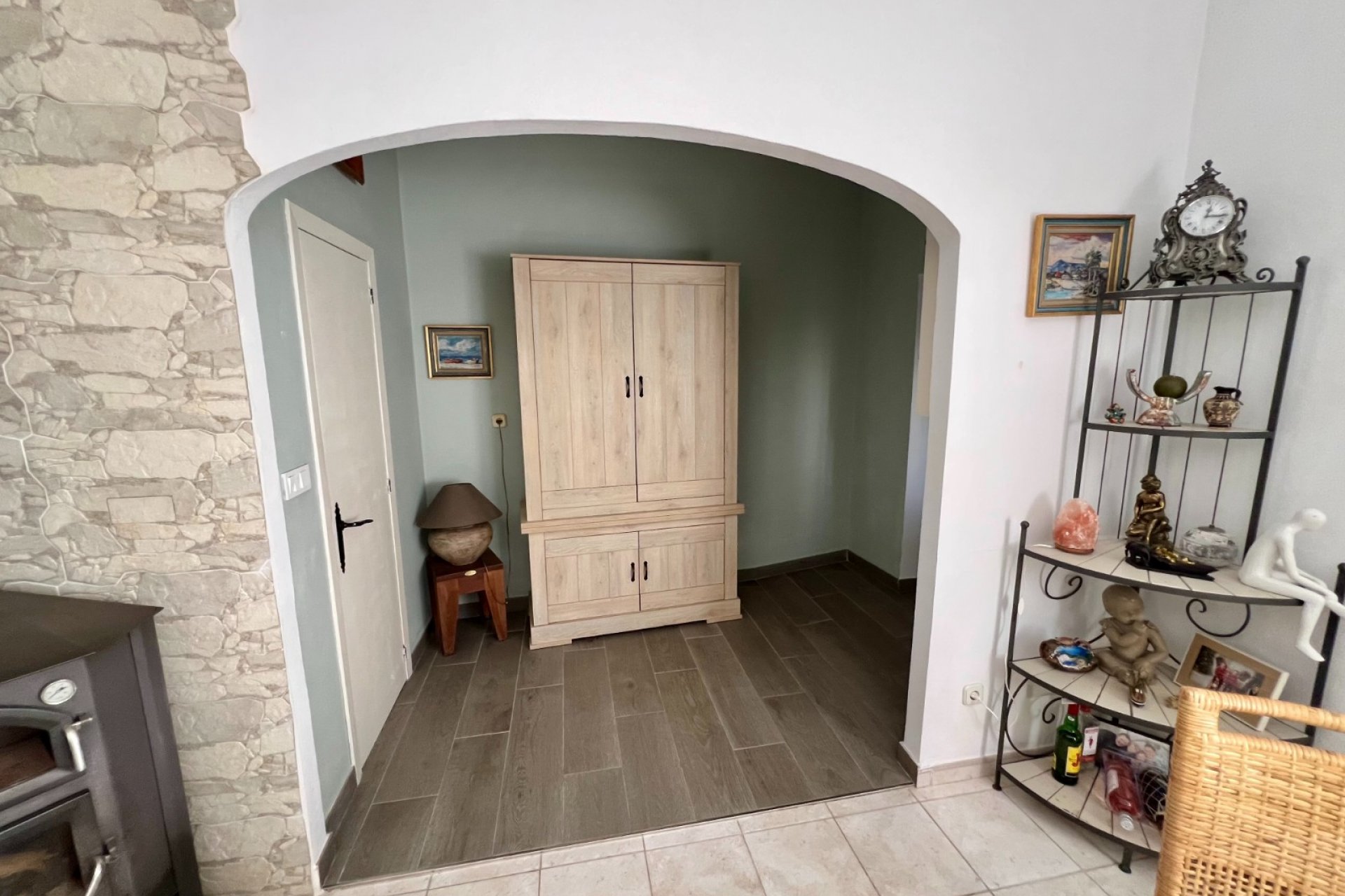 Resale - Villa * - Benferri *