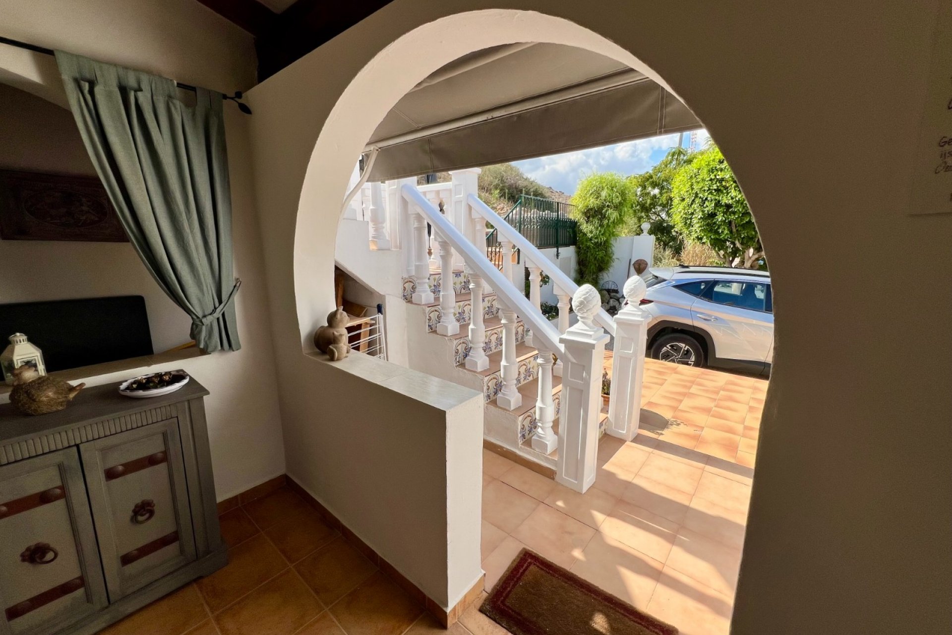 Resale - Villa * - Benferri *