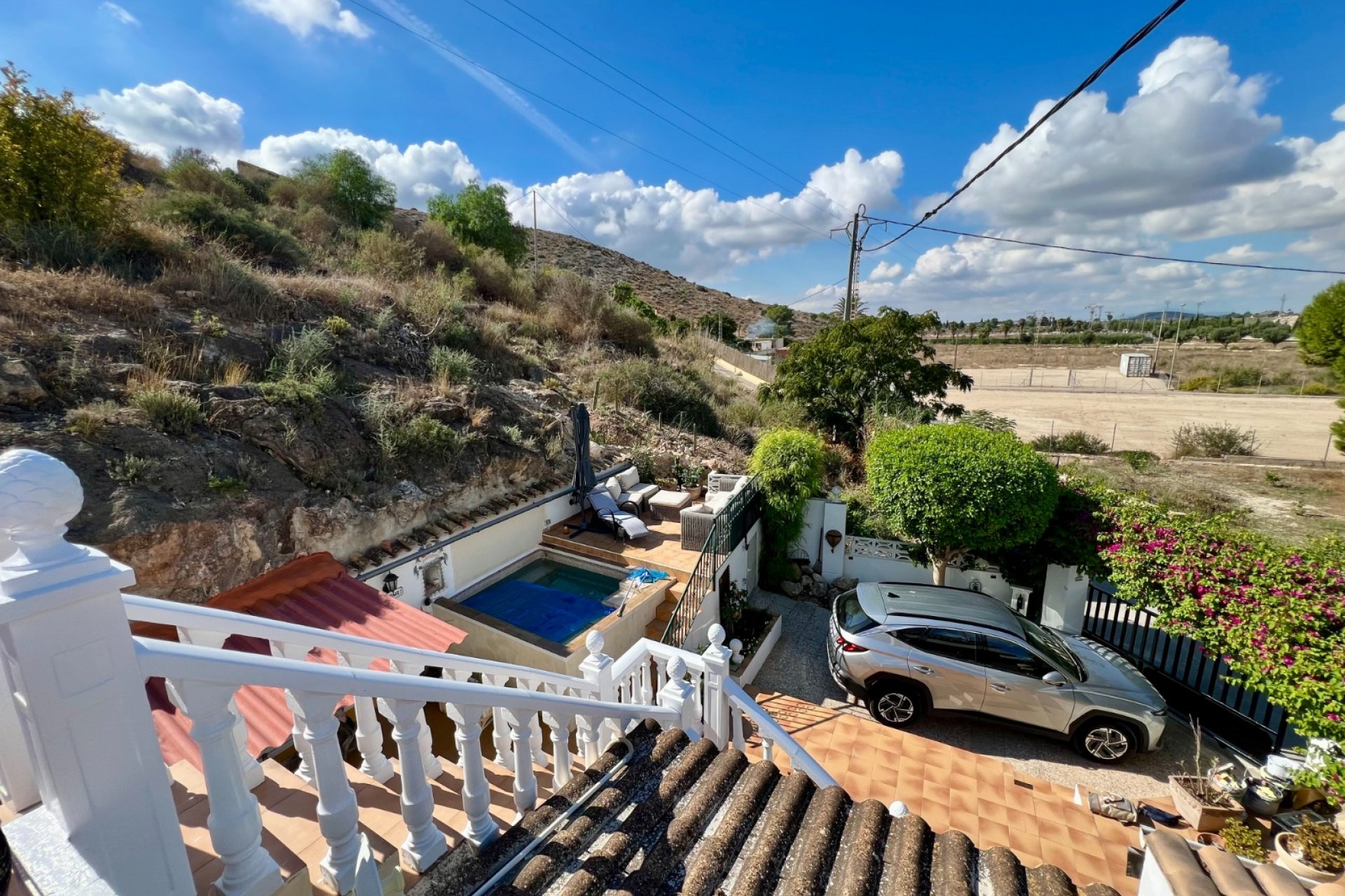 Resale - Villa * - Benferri *
