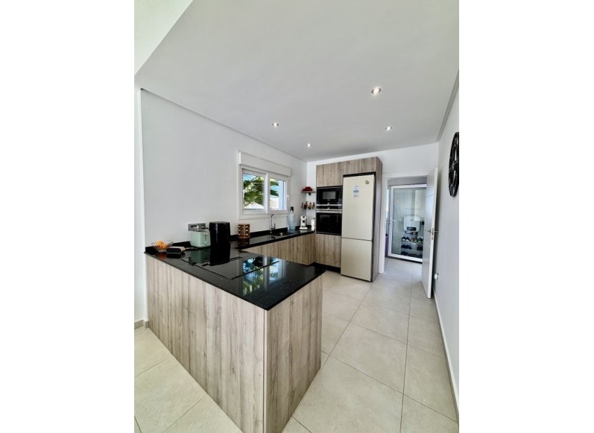 Resale - Villa * - Benijofar *