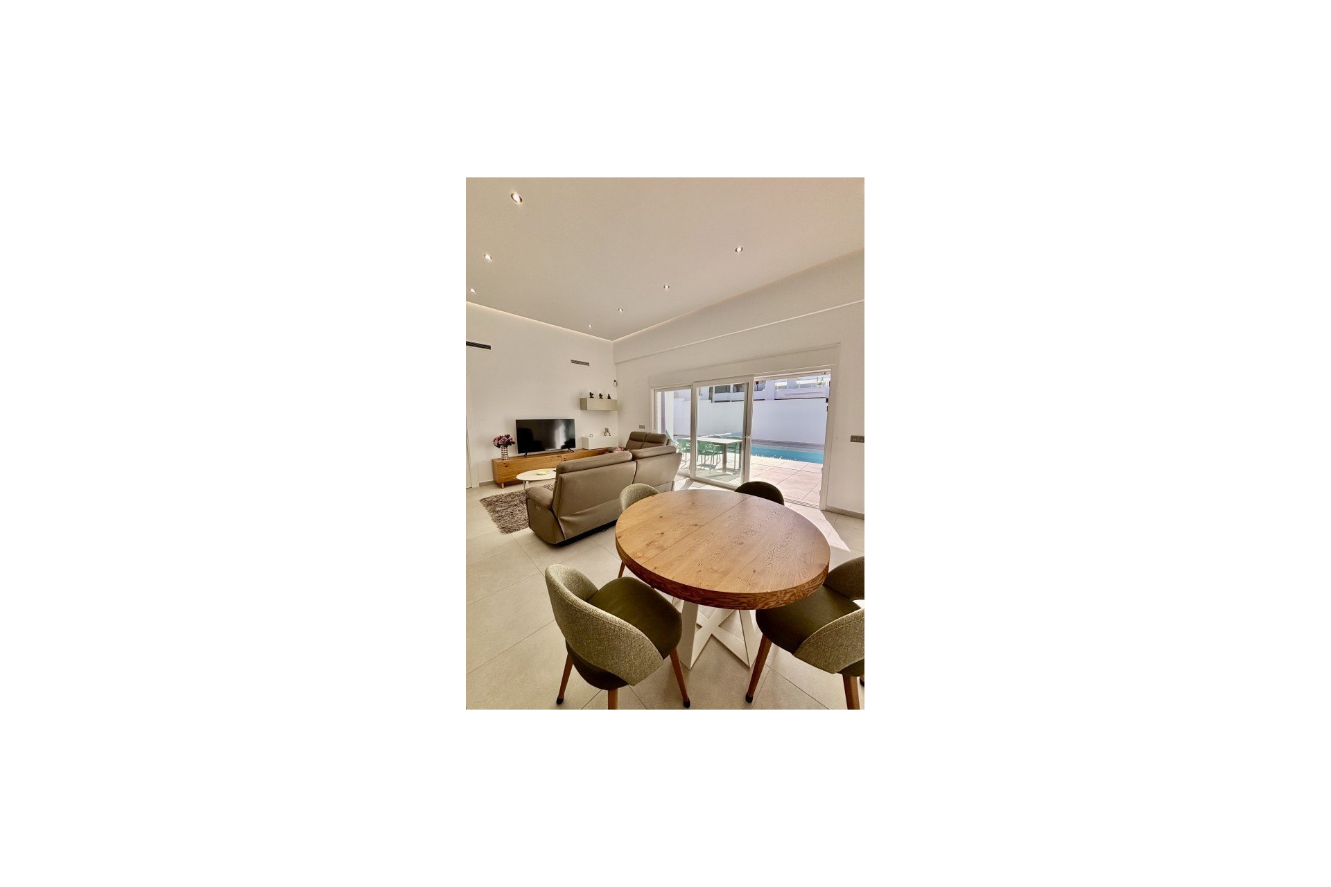 Resale - Villa * - Benijofar *