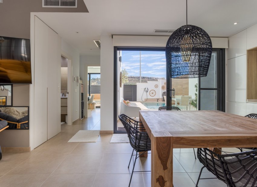 Resale - Villa * - Benijofar *