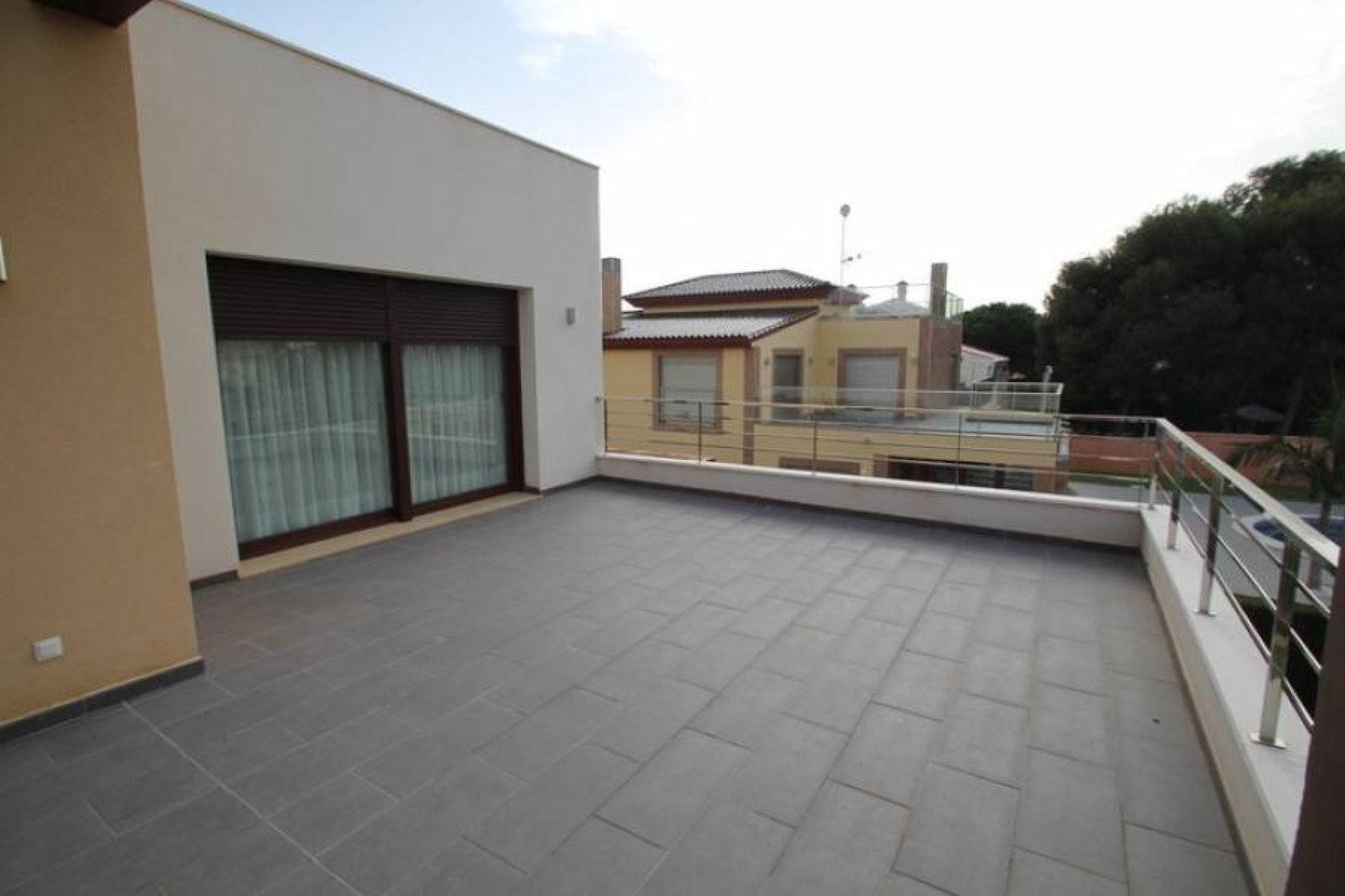 Resale - Villa * - Cabo Roig *