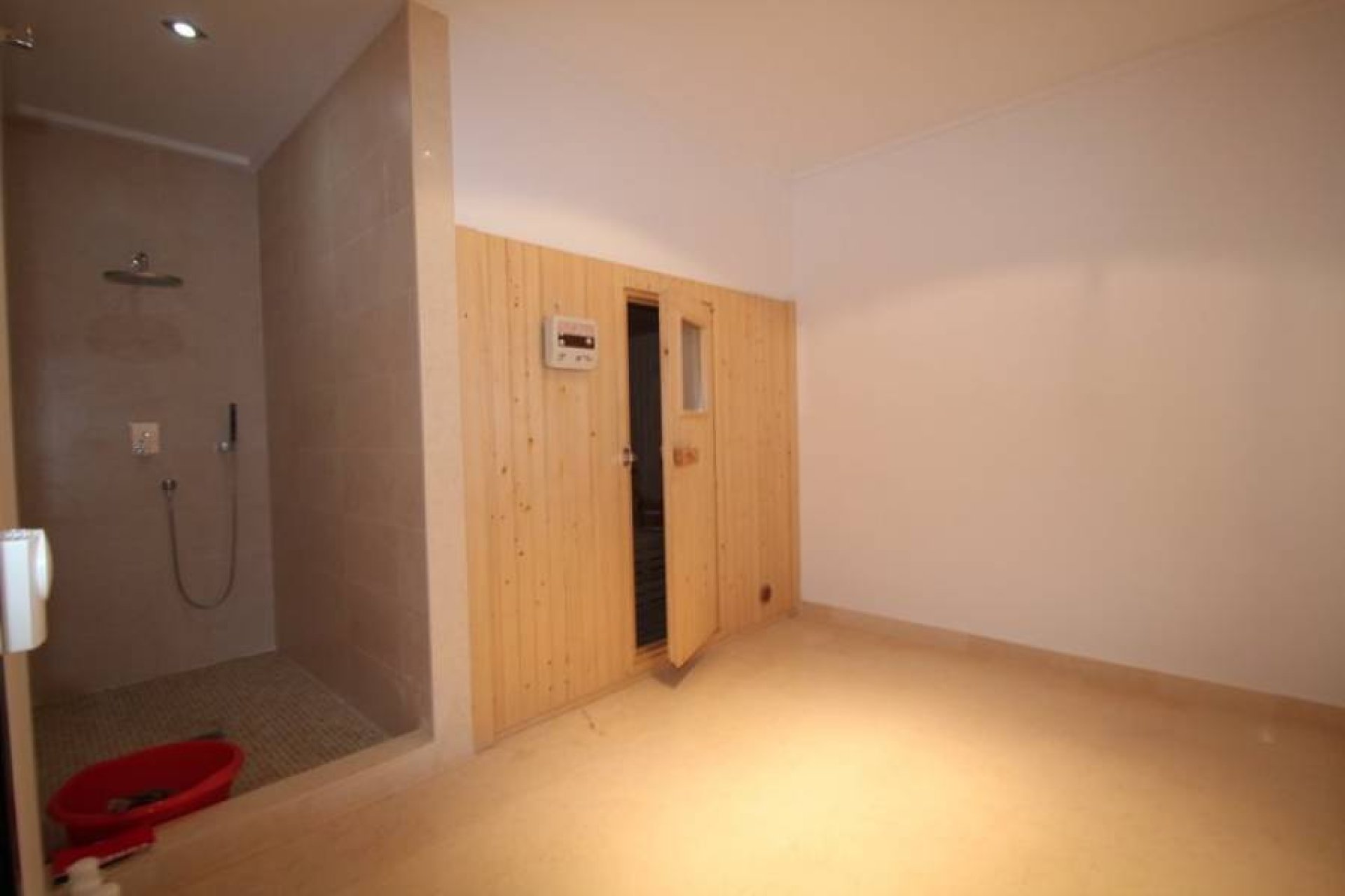 Resale - Villa * - Cabo Roig *