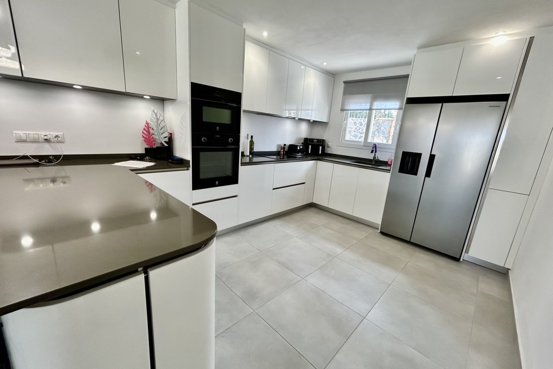 Resale - Villa * - Cabo Roig *