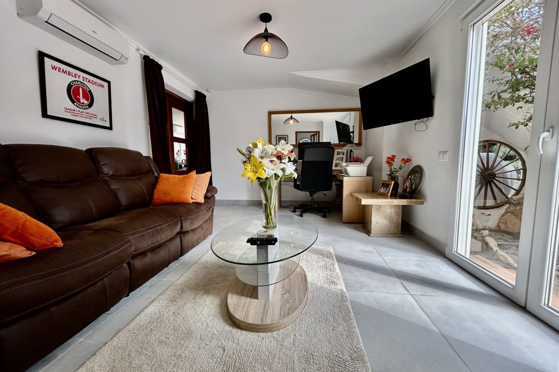 Resale - Villa * - Cabo Roig *