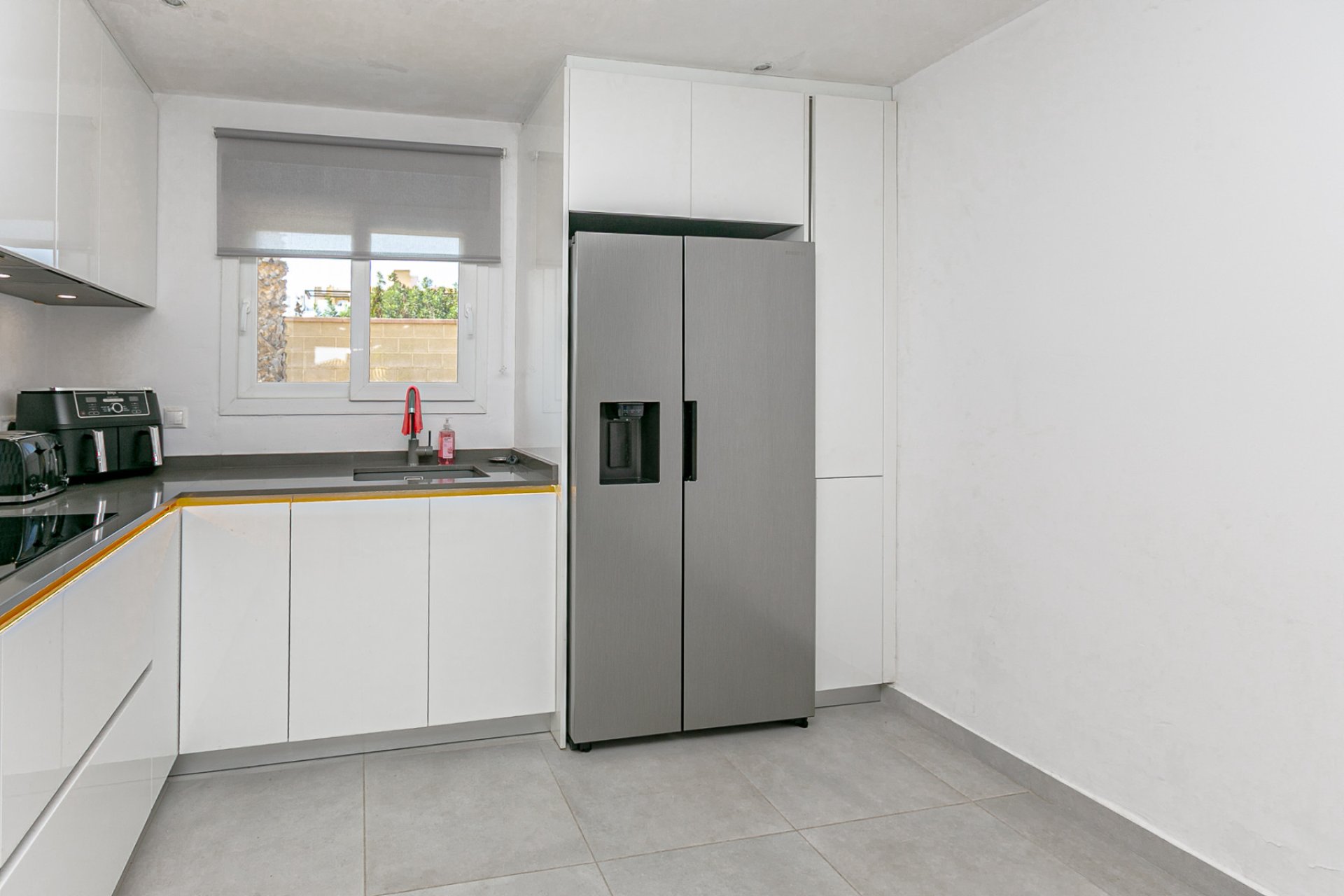 Resale - Villa * - Campoamor * - Lomas de Don Juan *