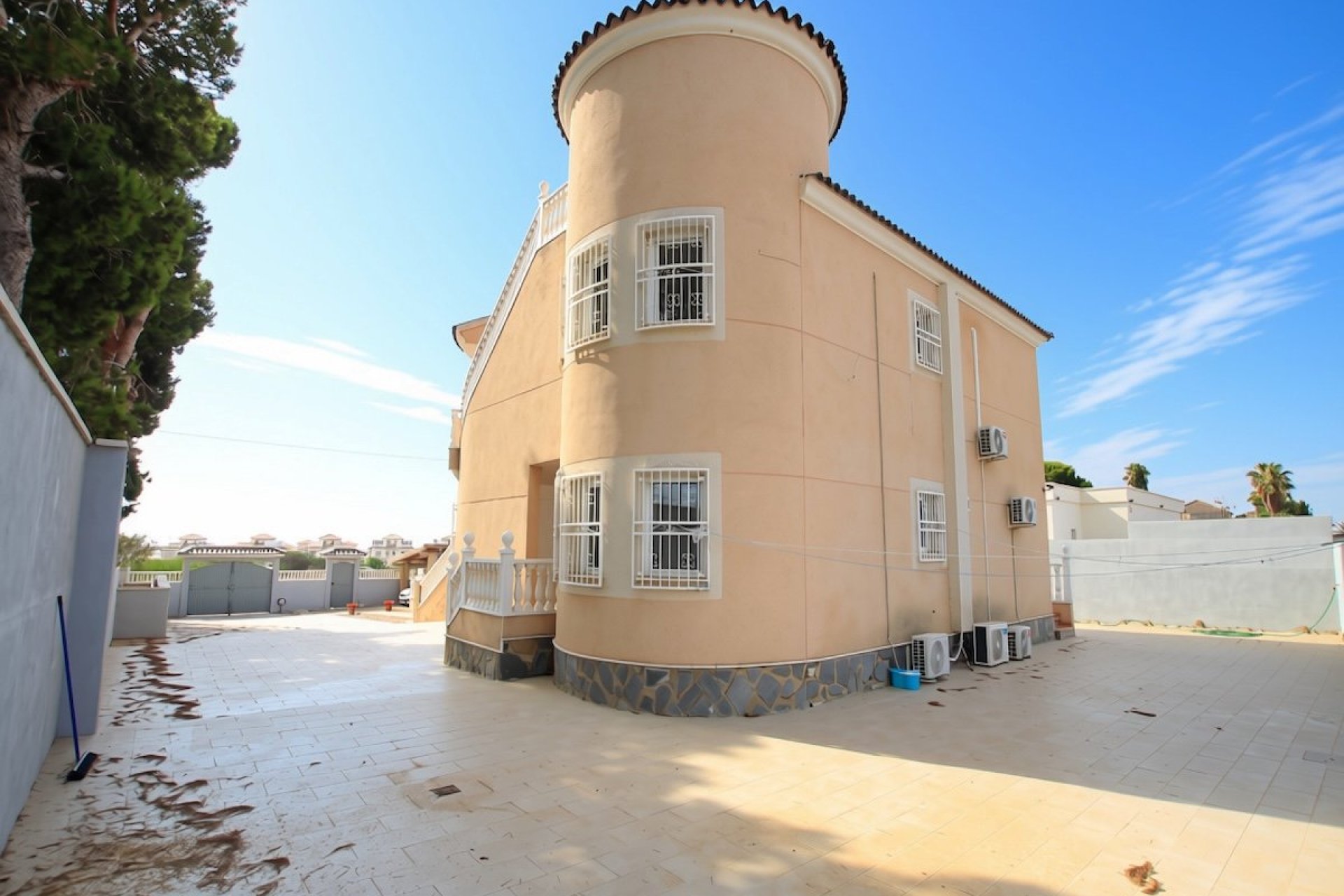 Resale - Villa * - Campoamor *