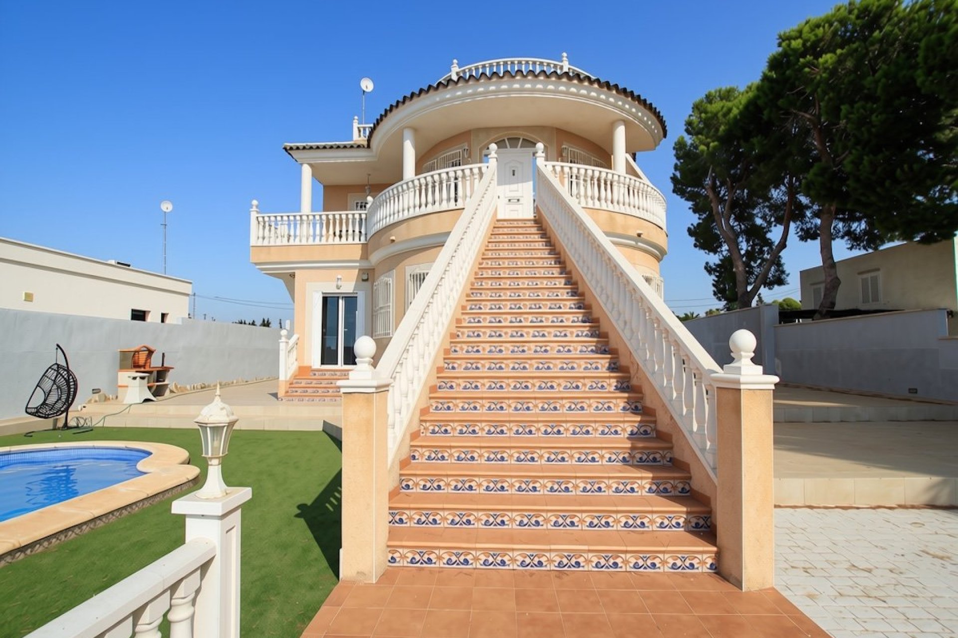 Resale - Villa * - Campoamor *