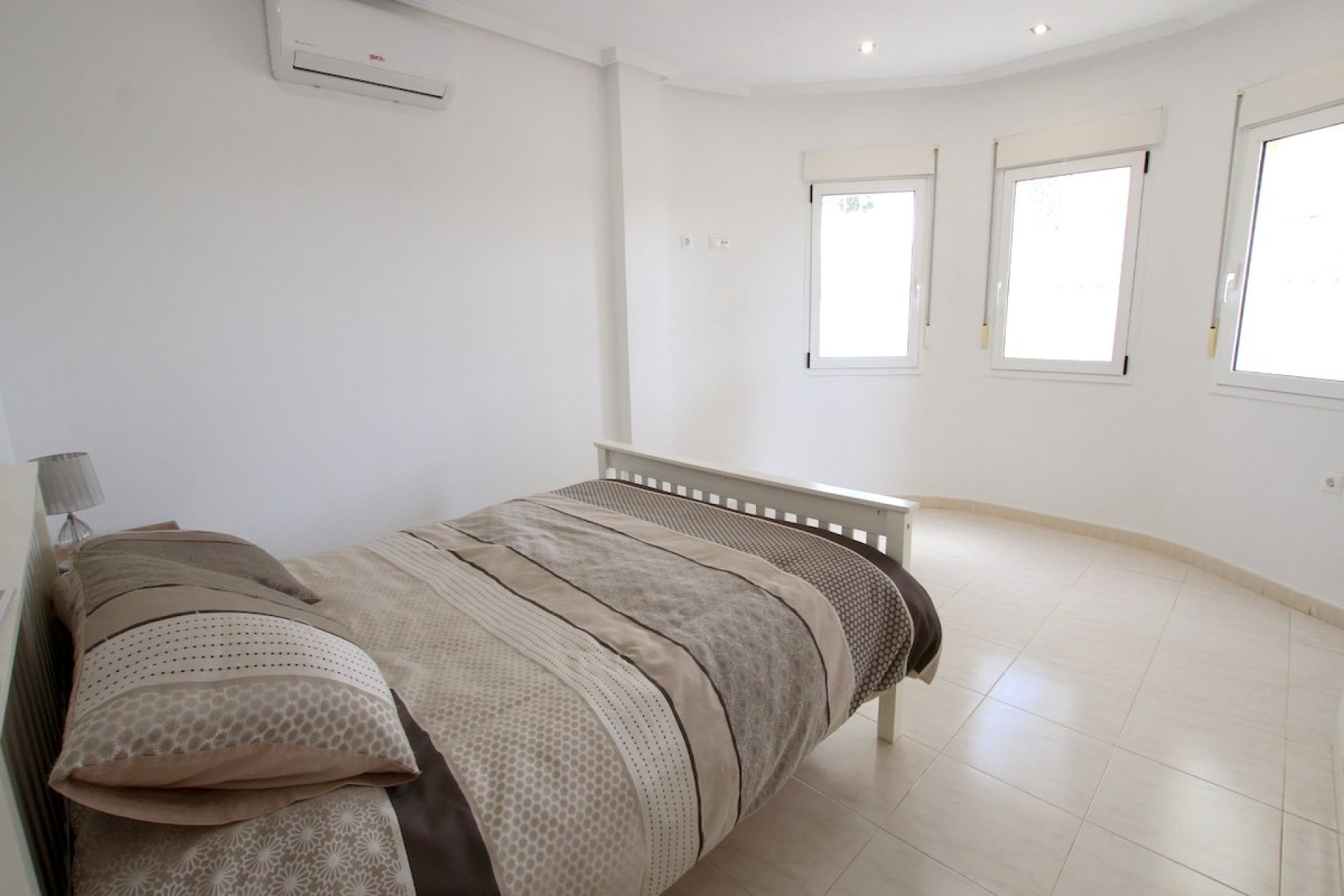 Resale - Villa * - Campoamor *