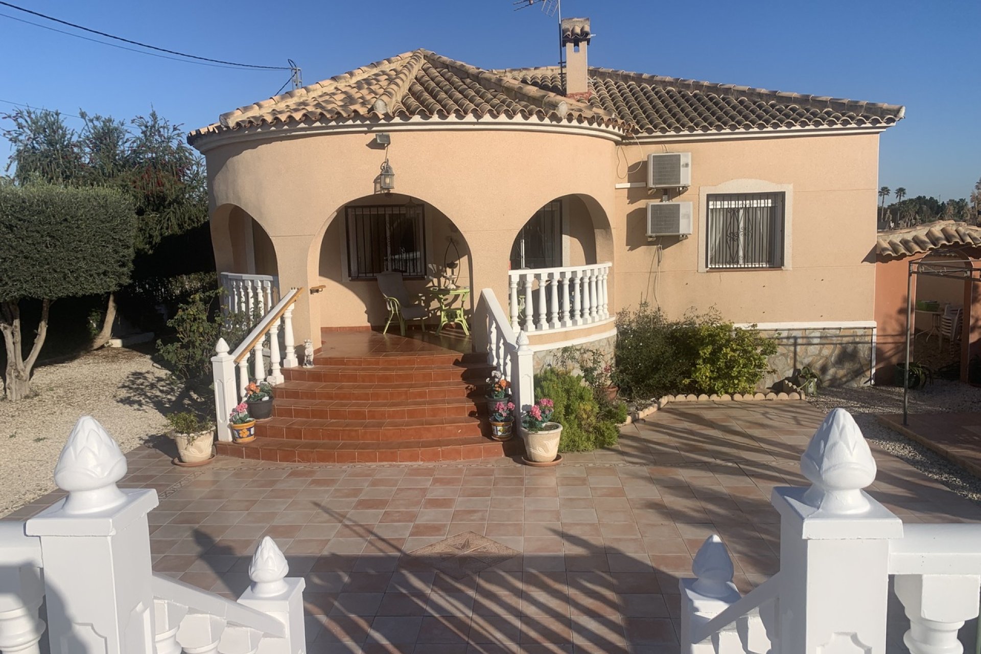 Resale - Villa - Catral