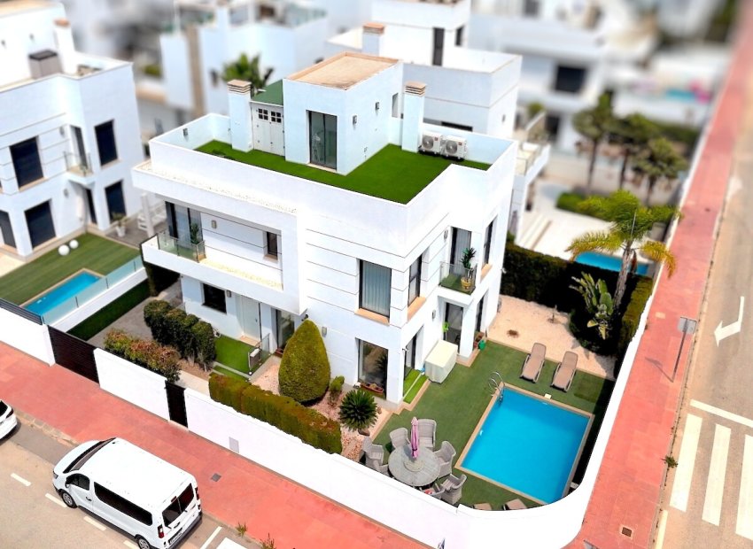 Resale - Villa * - Ciudad Quesada - Doña Pepa - Ciudad Quesada *