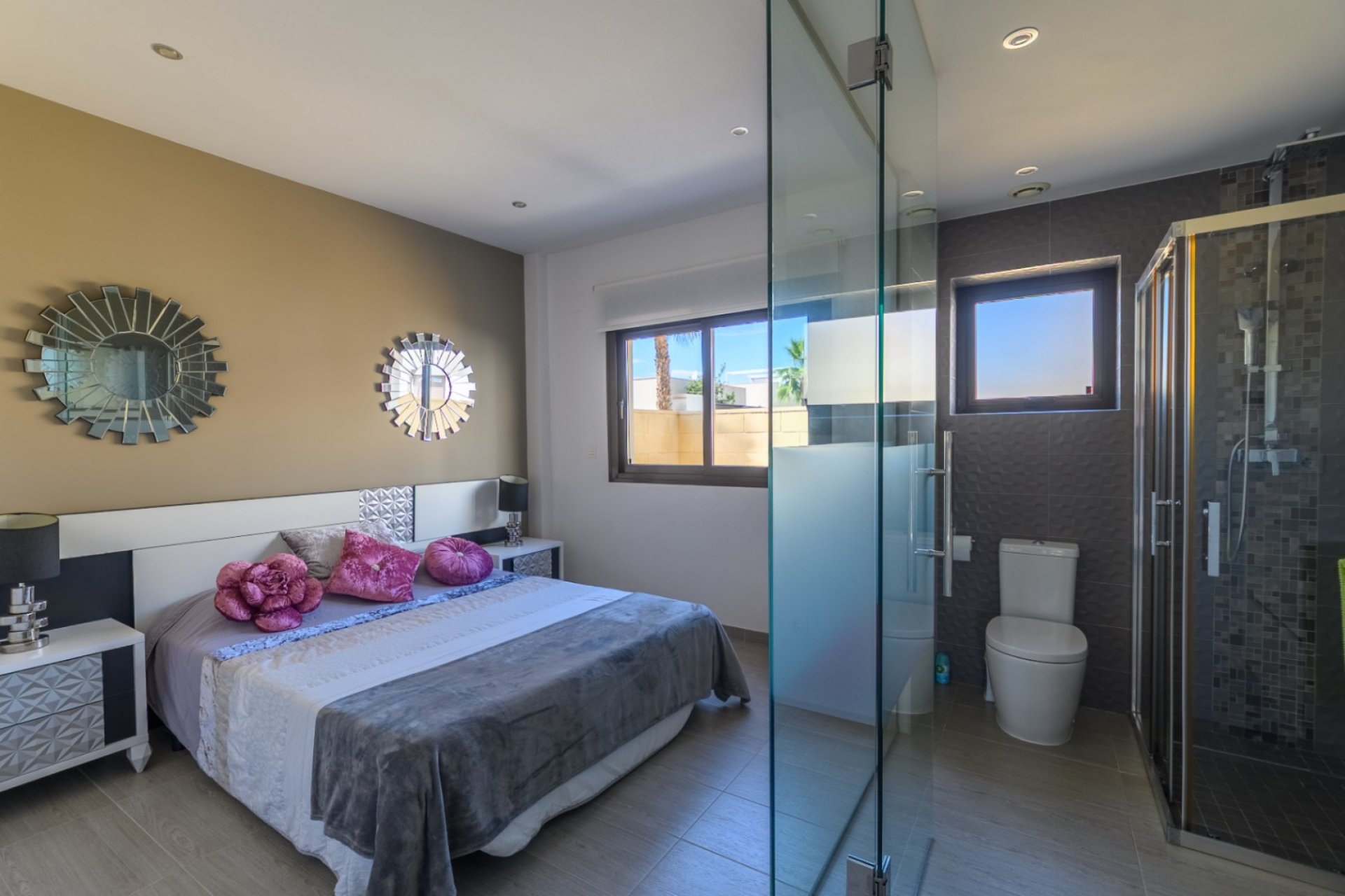 Resale - Villa * - Ciudad Quesada * - Pueblo Bravo