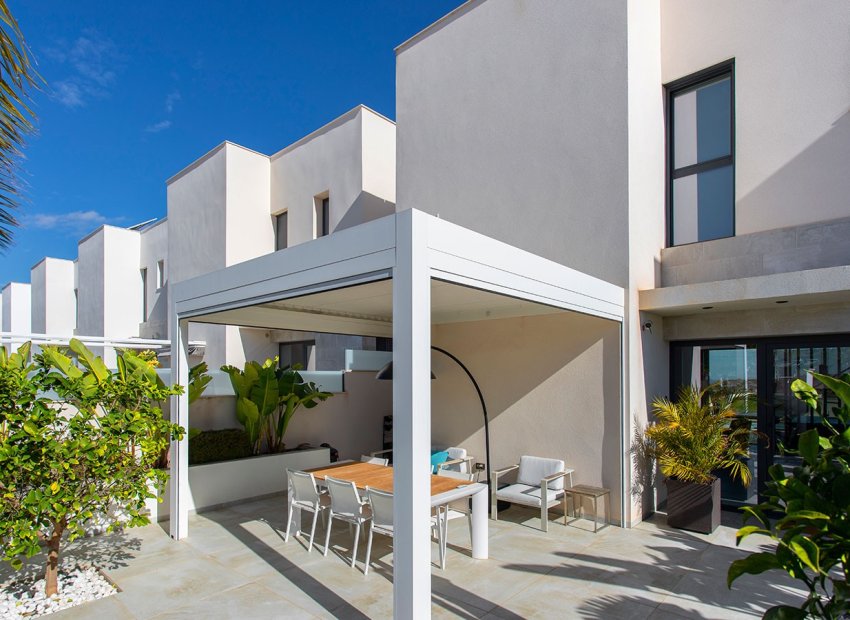 Resale - Villa * - Ciudad Quesada * - Rojales *