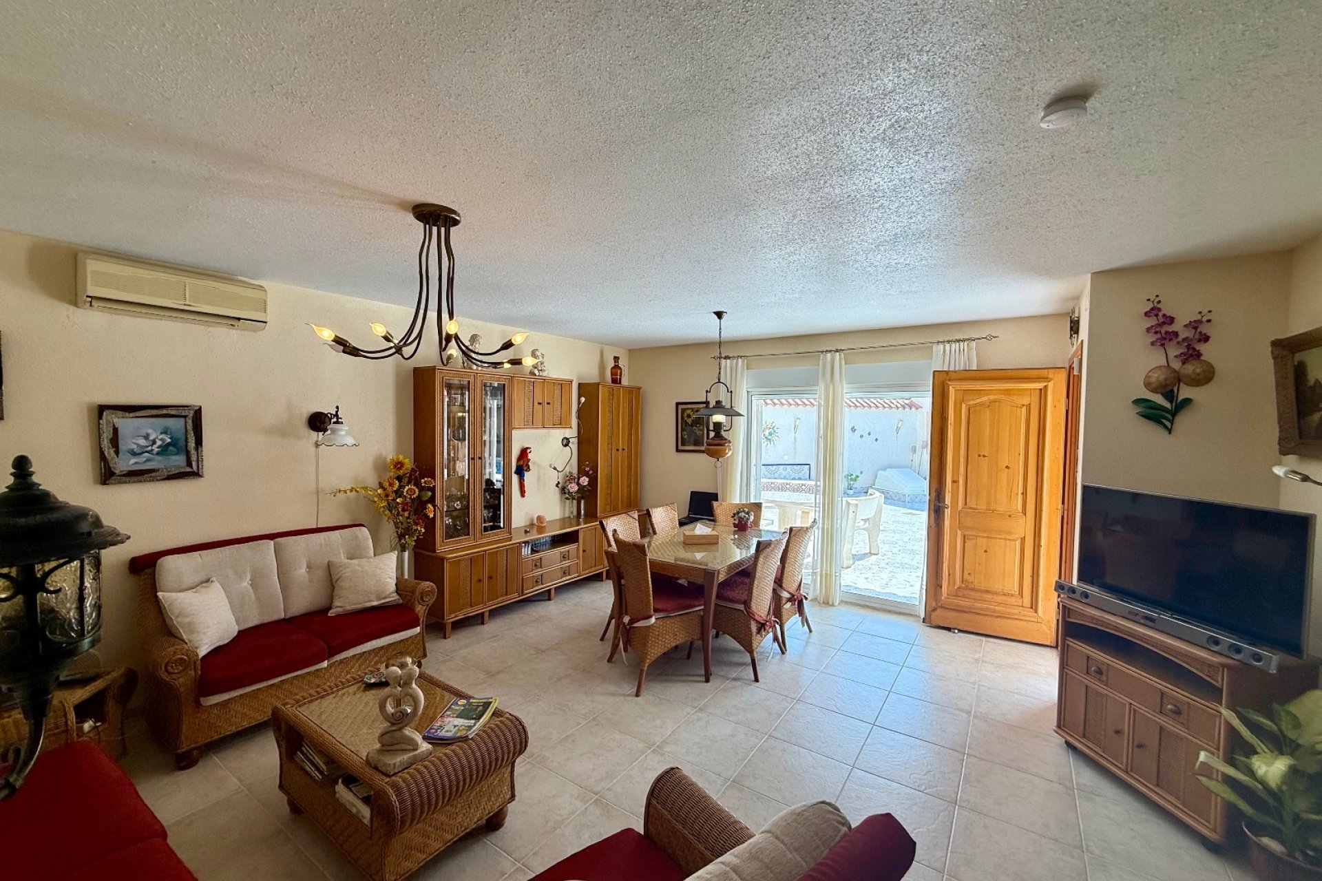 Resale - Villa * - Ciudad Quesada * - Rojales