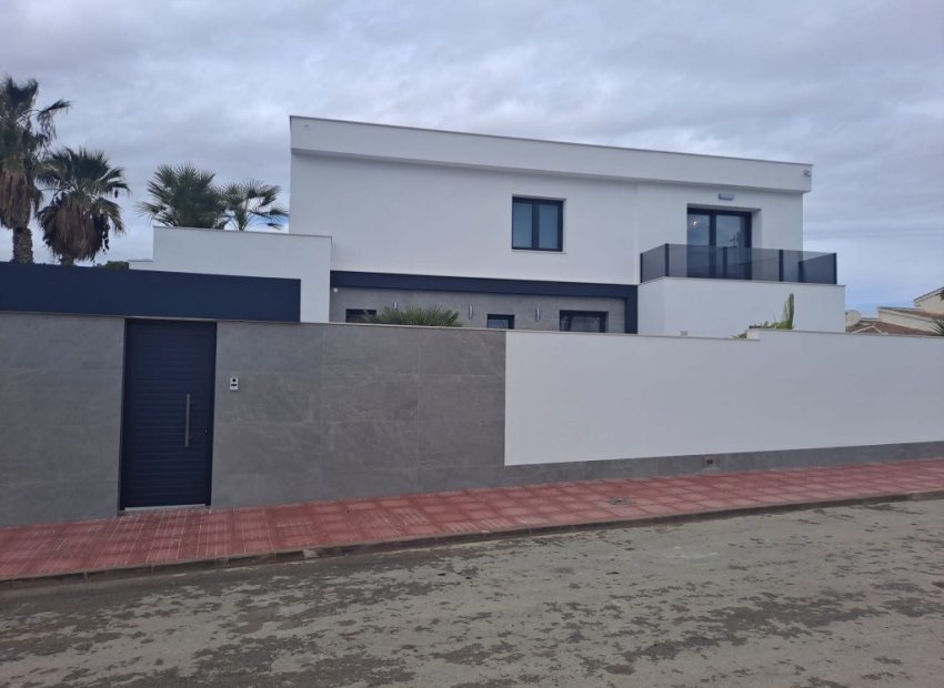 Resale - Villa - Ciudad Quesada