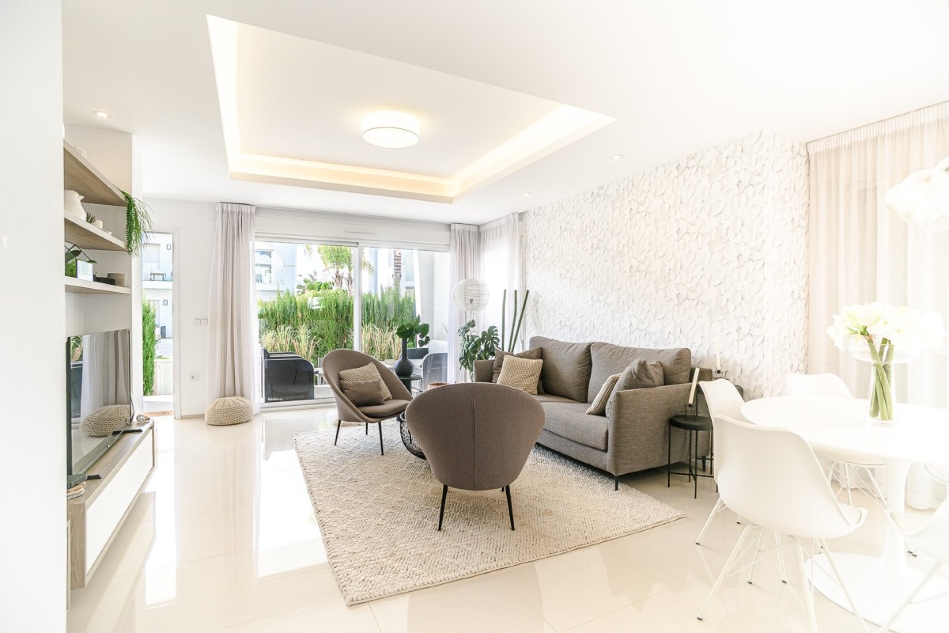 Resale - Villa * - Ciudad Quesada *