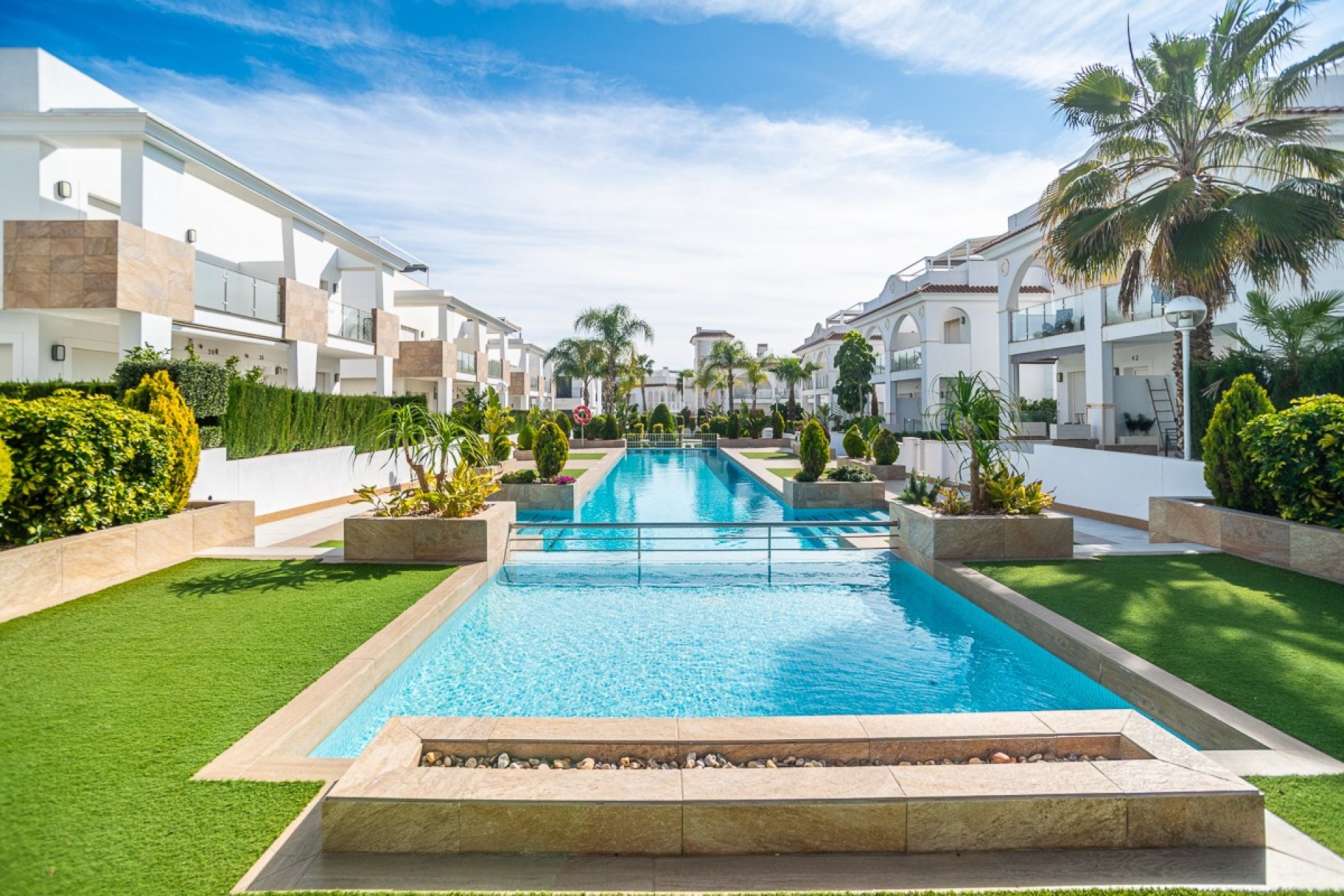 Resale - Villa * - Ciudad Quesada *