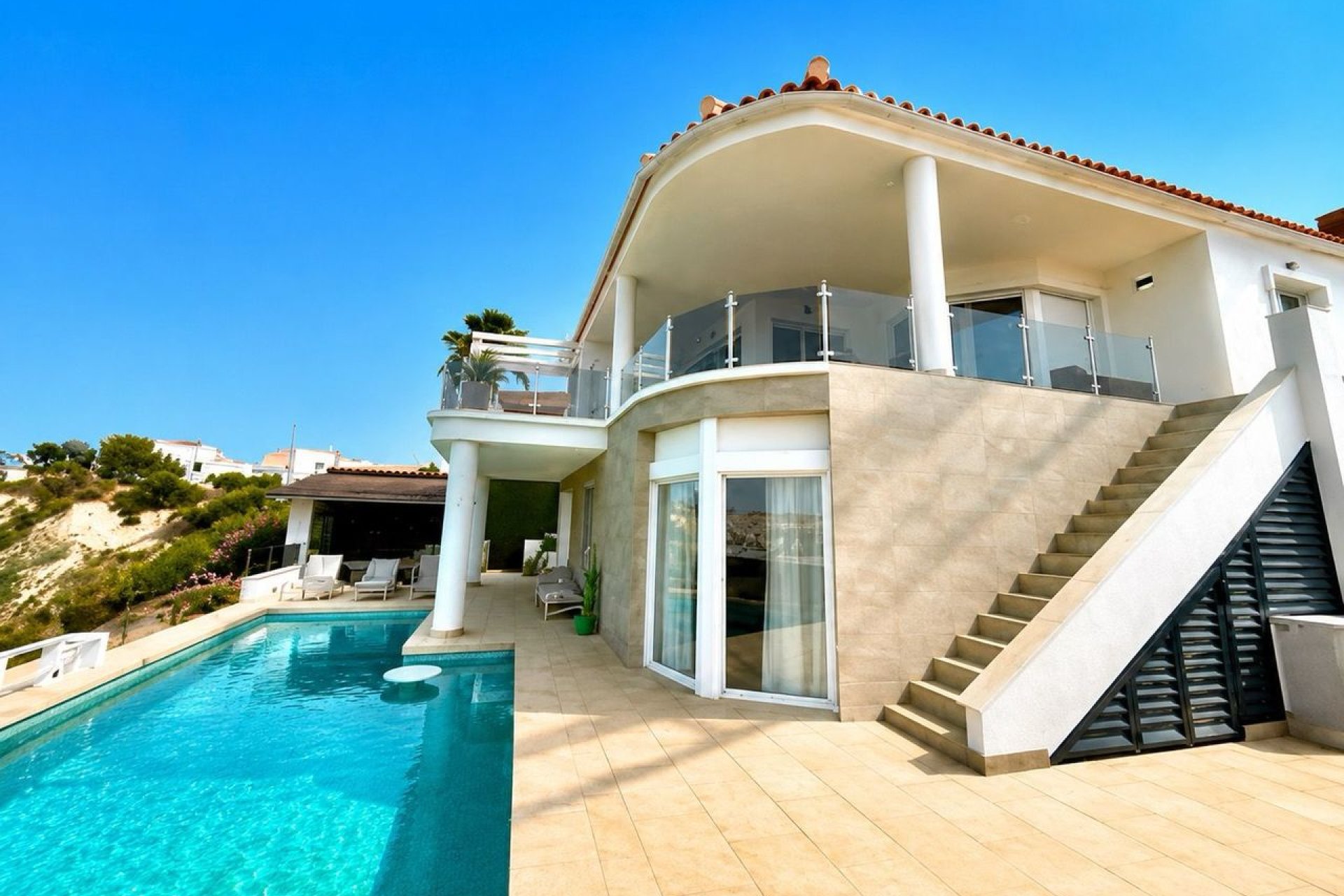 Resale - Villa * - Ciudad Quesada *