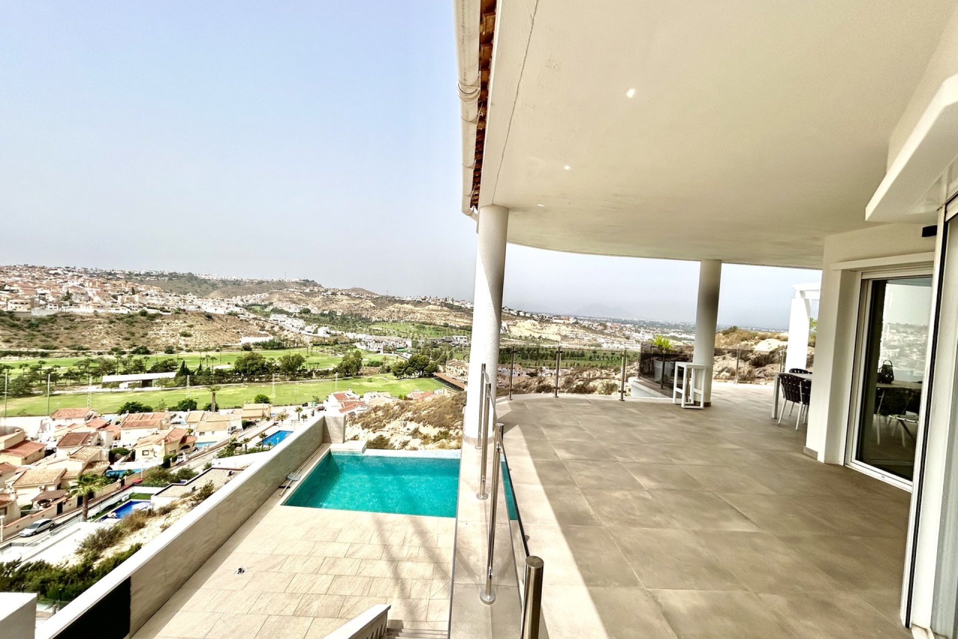 Resale - Villa * - Ciudad Quesada *