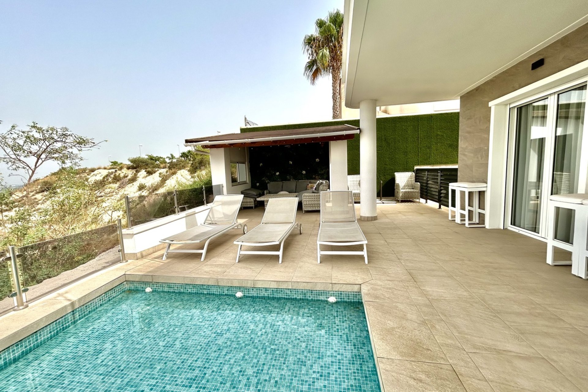 Resale - Villa * - Ciudad Quesada *
