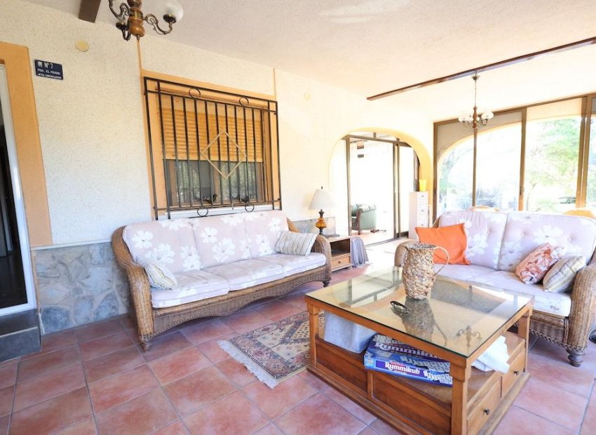 Resale - Villa - Crevillent - Crevillente