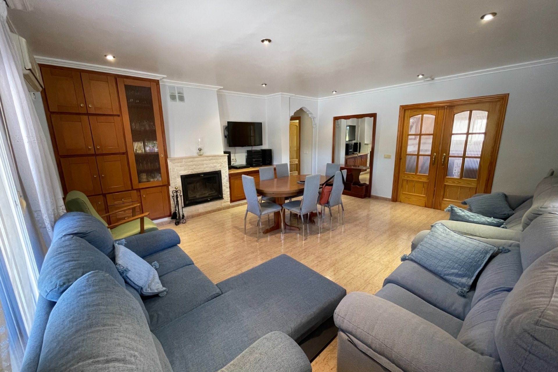 Resale - Villa * - Crevillente *