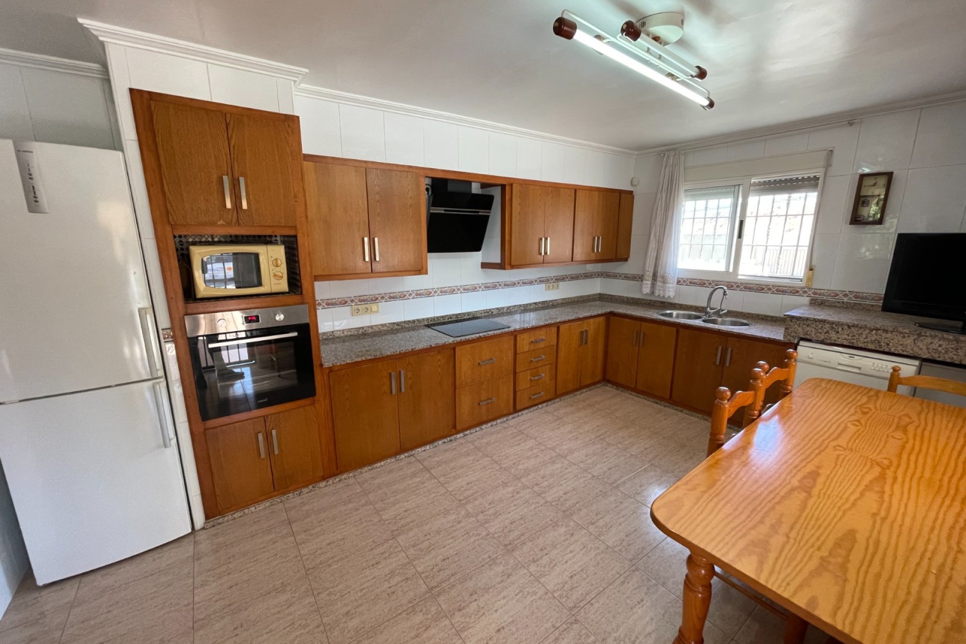 Resale - Villa * - Crevillente *