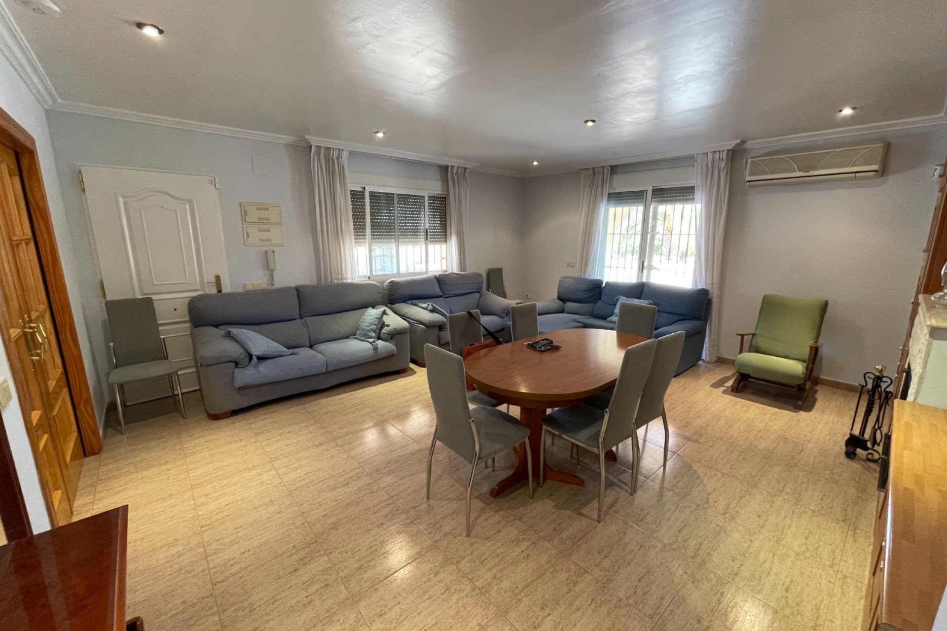 Resale - Villa * - Crevillente *