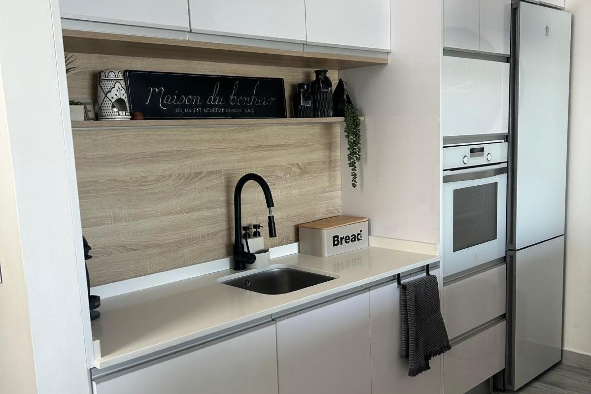 Resale - Villa * - Daya Vieja * - Costa Blanca