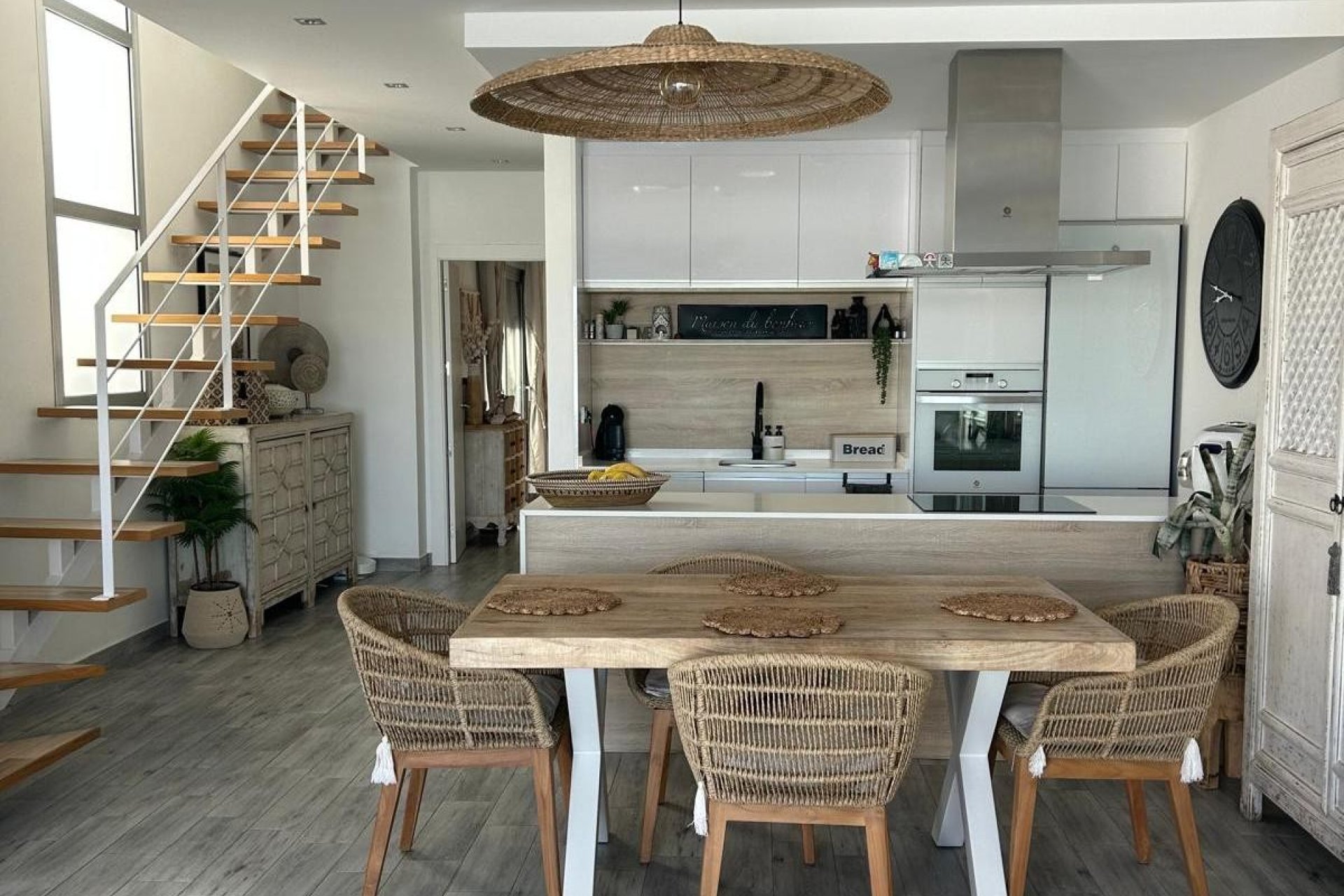 Resale - Villa * - Daya Vieja * - Costa Blanca