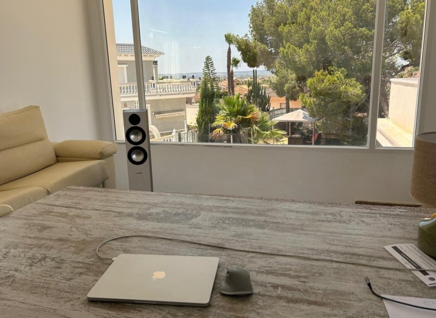 Resale - Villa Detached - Ciudad Quesada * - Rojales *