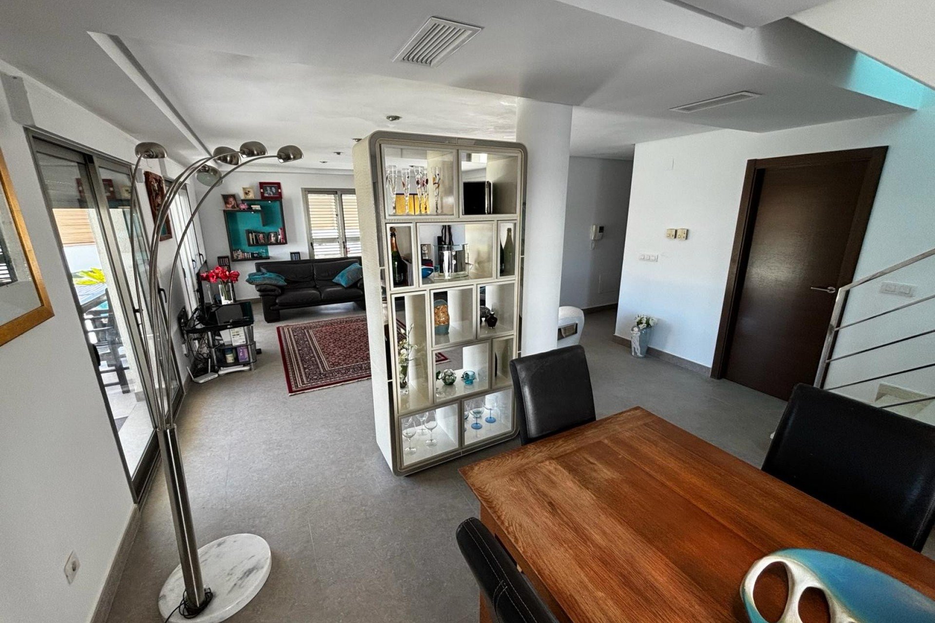 Resale - Villa Detached - Cox *