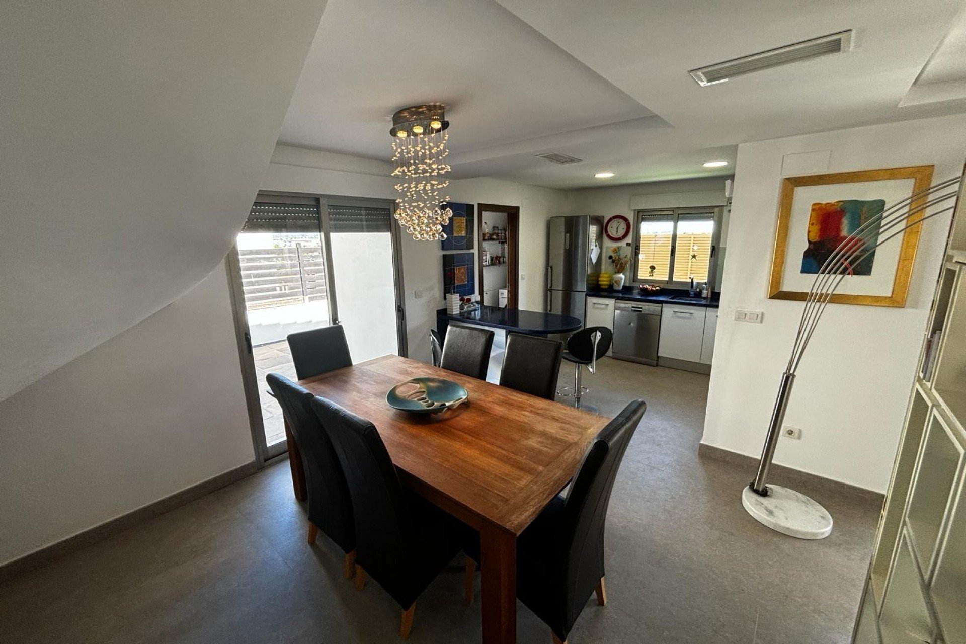 Resale - Villa Detached - Cox *