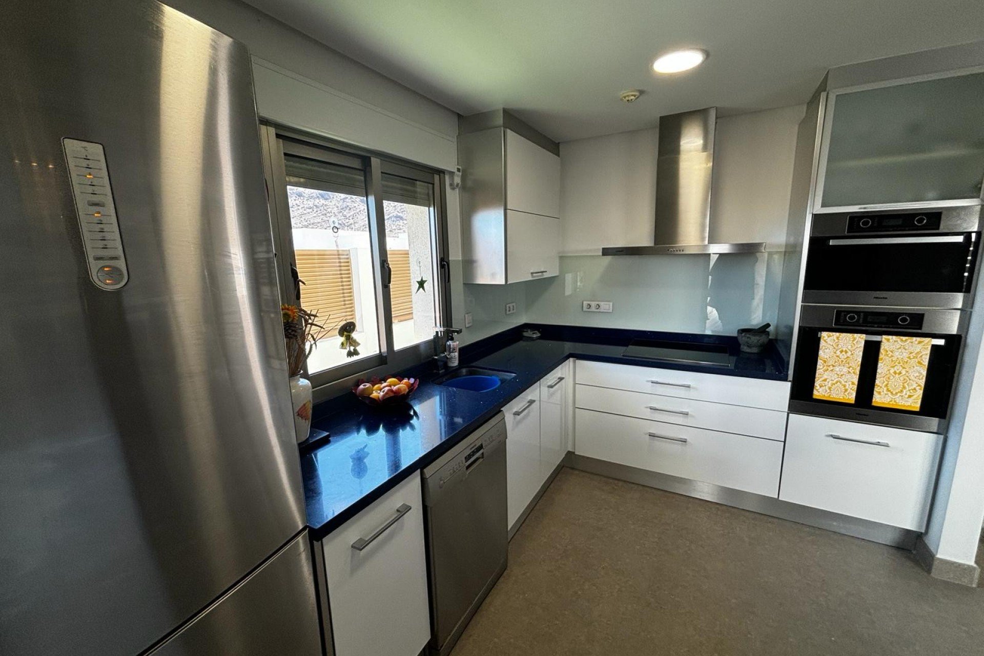 Resale - Villa Detached - Cox *