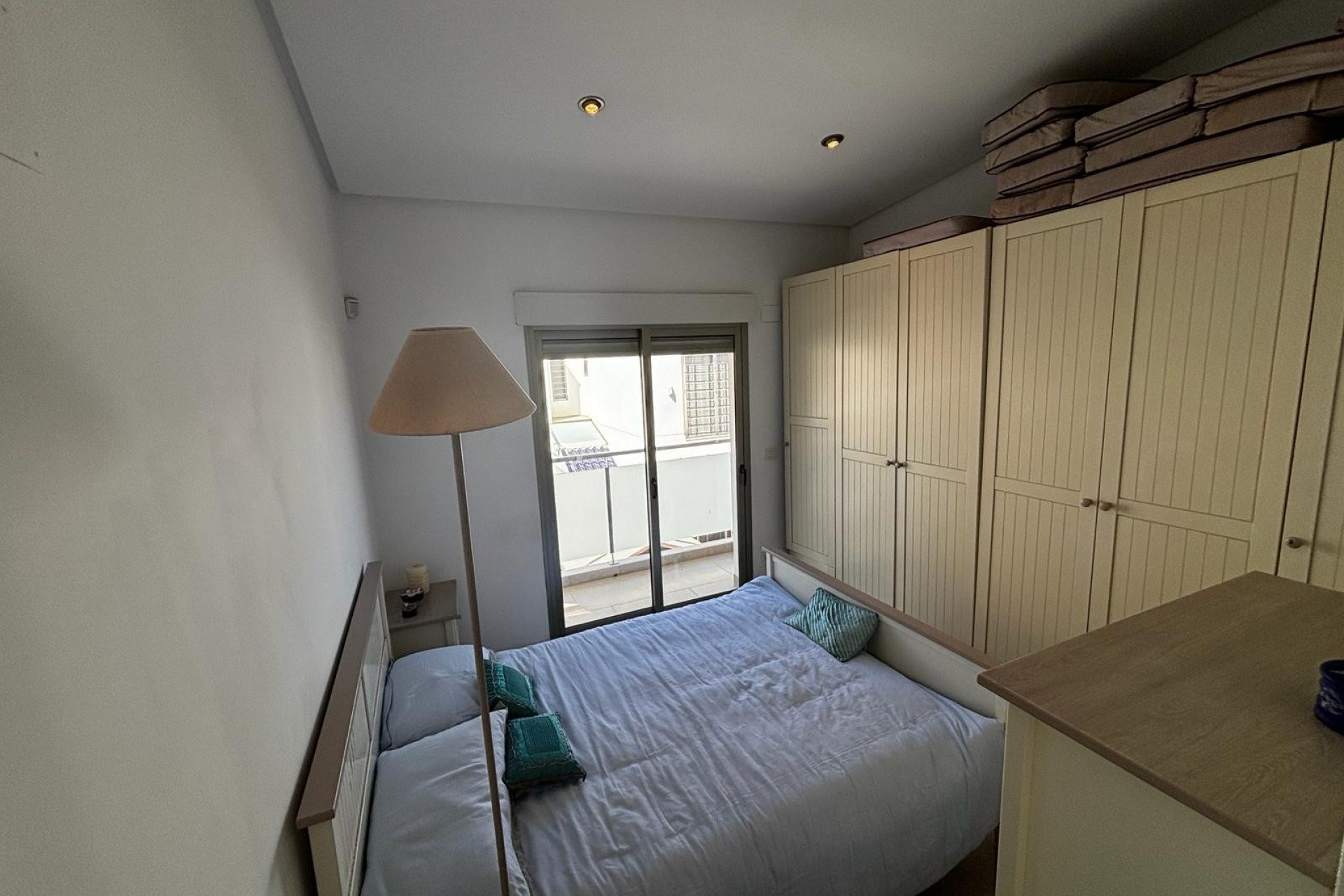 Resale - Villa Detached - Cox *