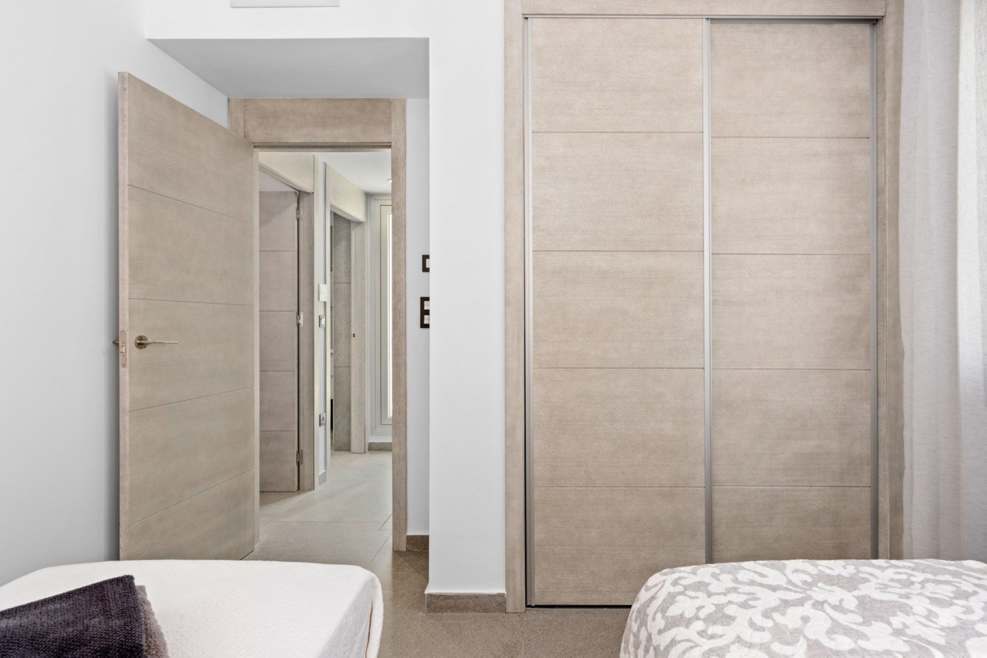 Resale - Villa Detached - Guardamar del Segura * - El Raso *