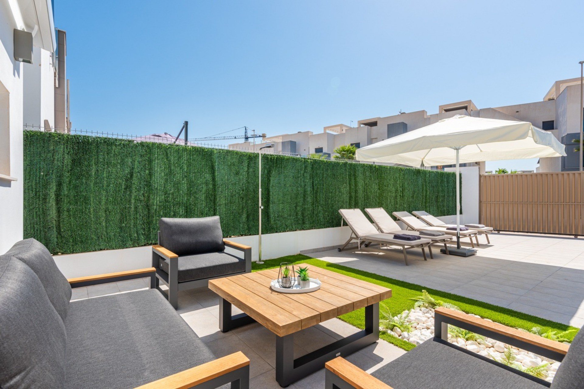 Resale - Villa Detached - Guardamar del Segura * - El Raso *